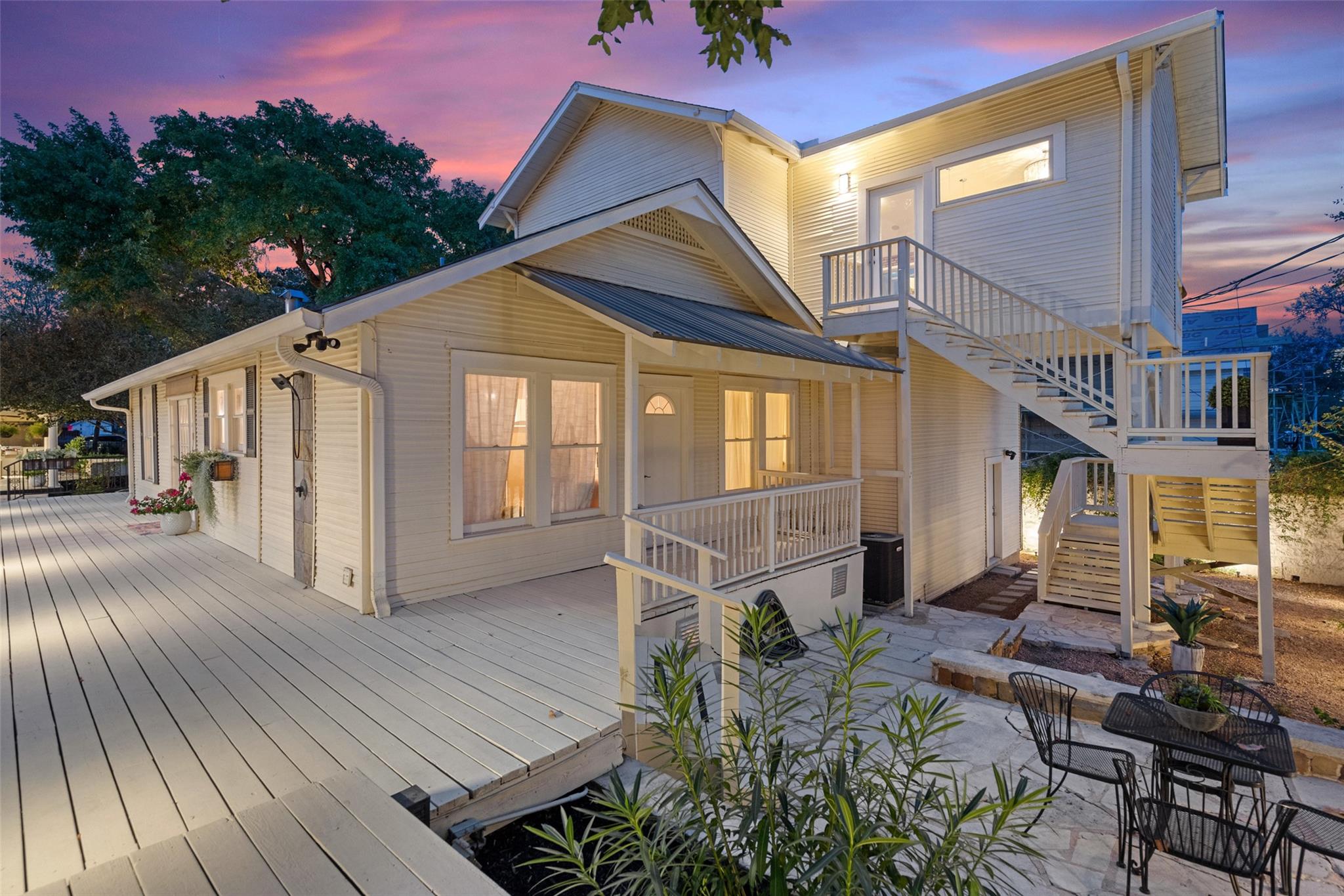 1411 W 10th St, Austin, TX 78703