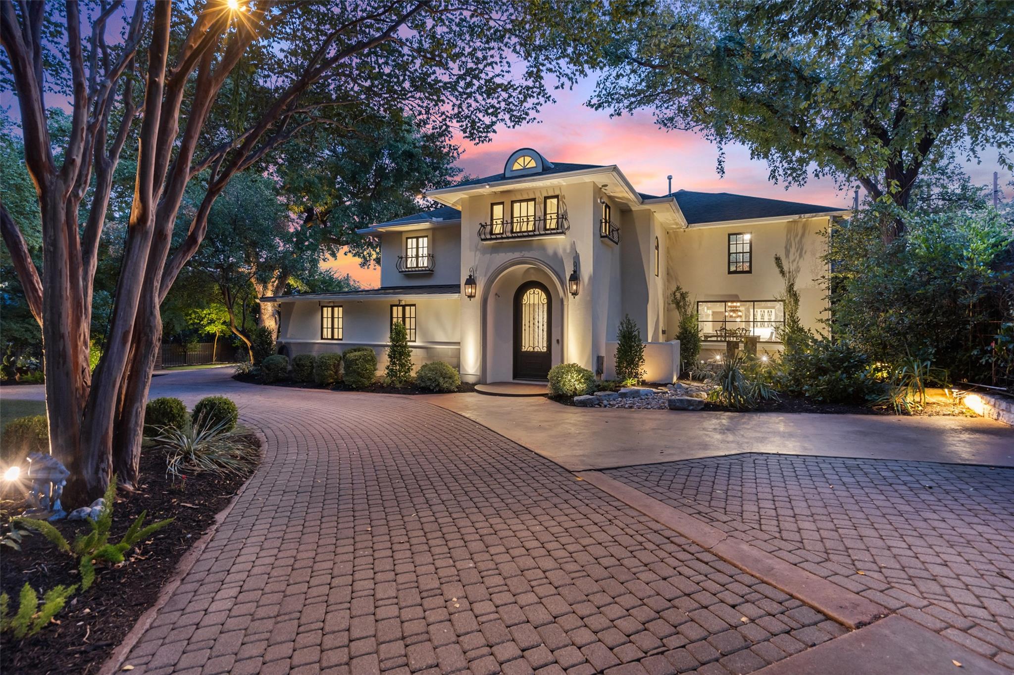 1411 W 10th St, Austin, TX 78703