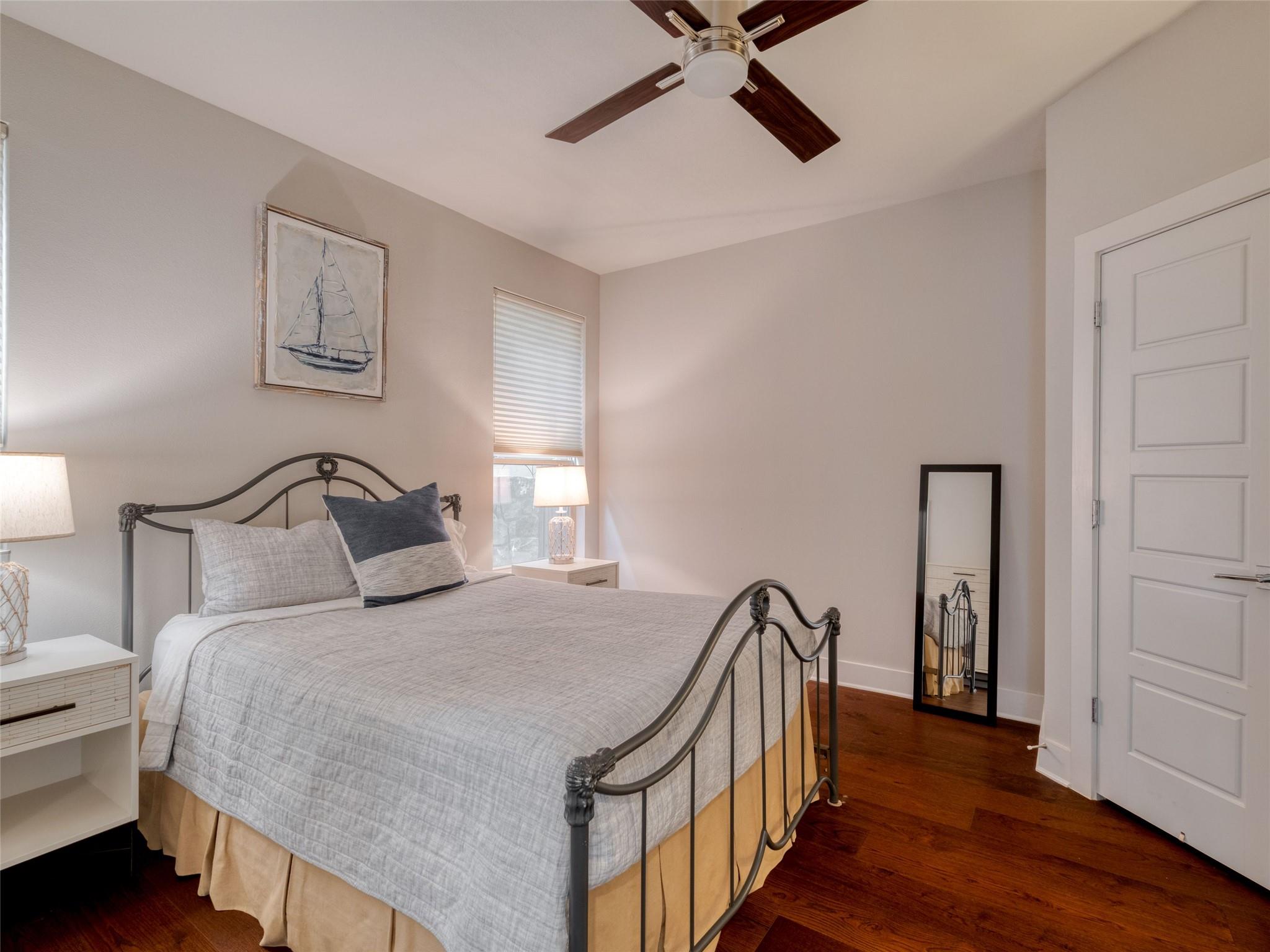 1205 Elm St # 8, Austin, TX 78703