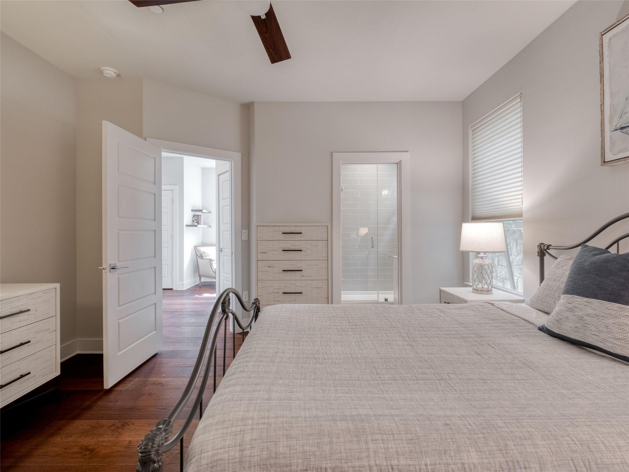 1205 Elm St # 8, Austin, TX 78703