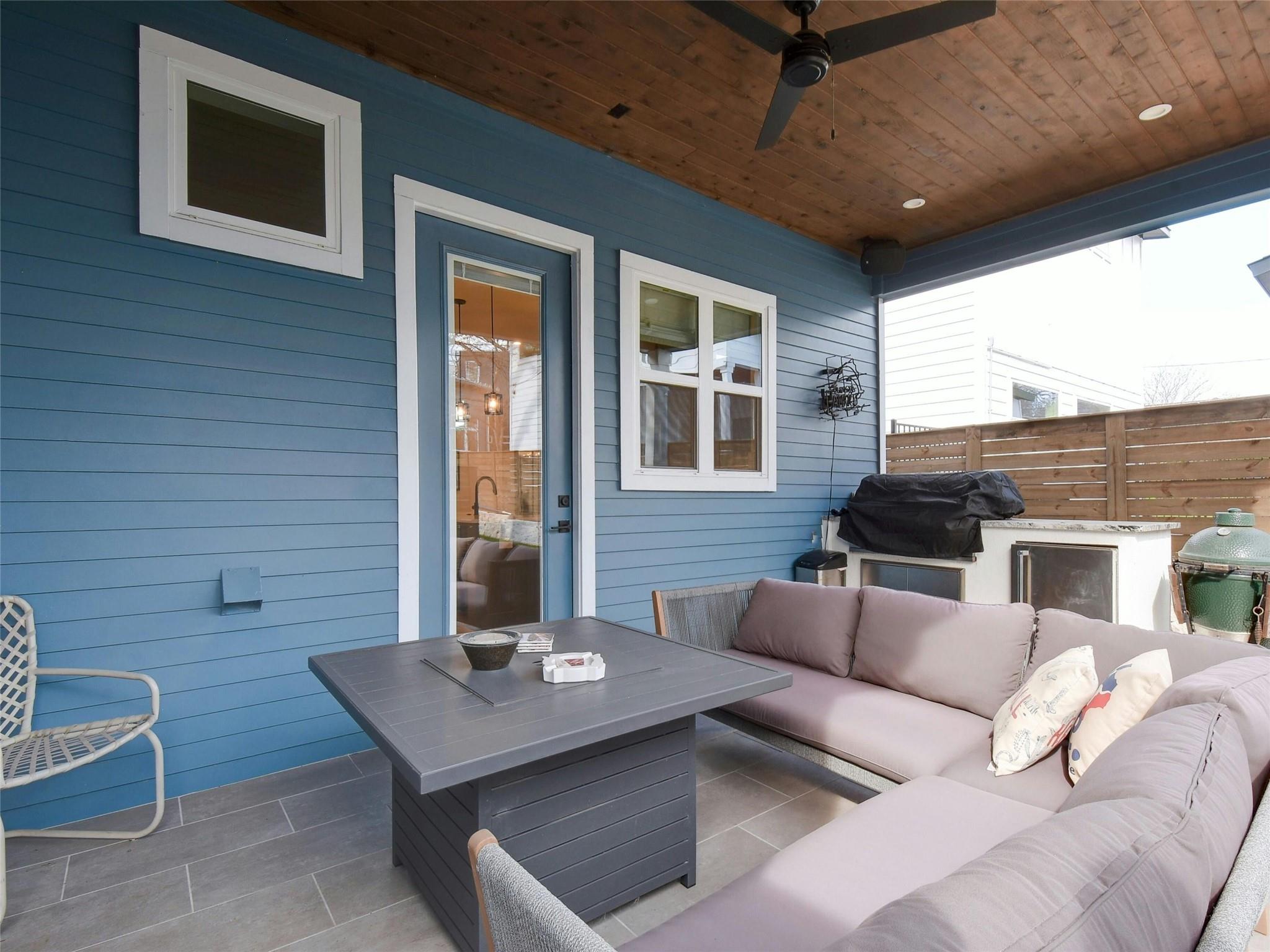 1411 Cometa St # B, Austin, TX 78721