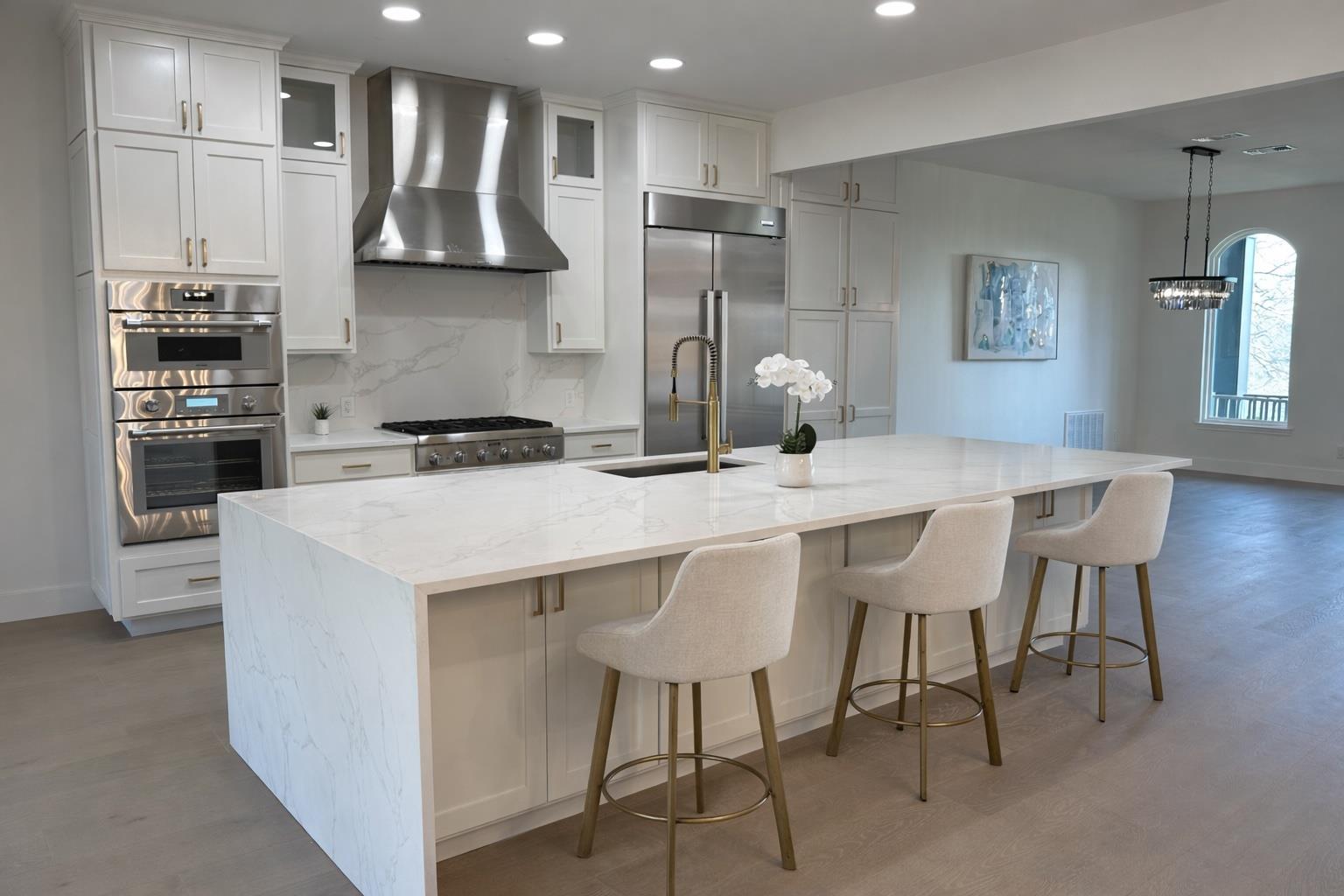 1004 Elder Cir, Austin, TX 78733