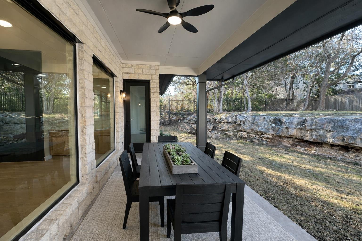 1004 Elder Cir, Austin, TX 78733