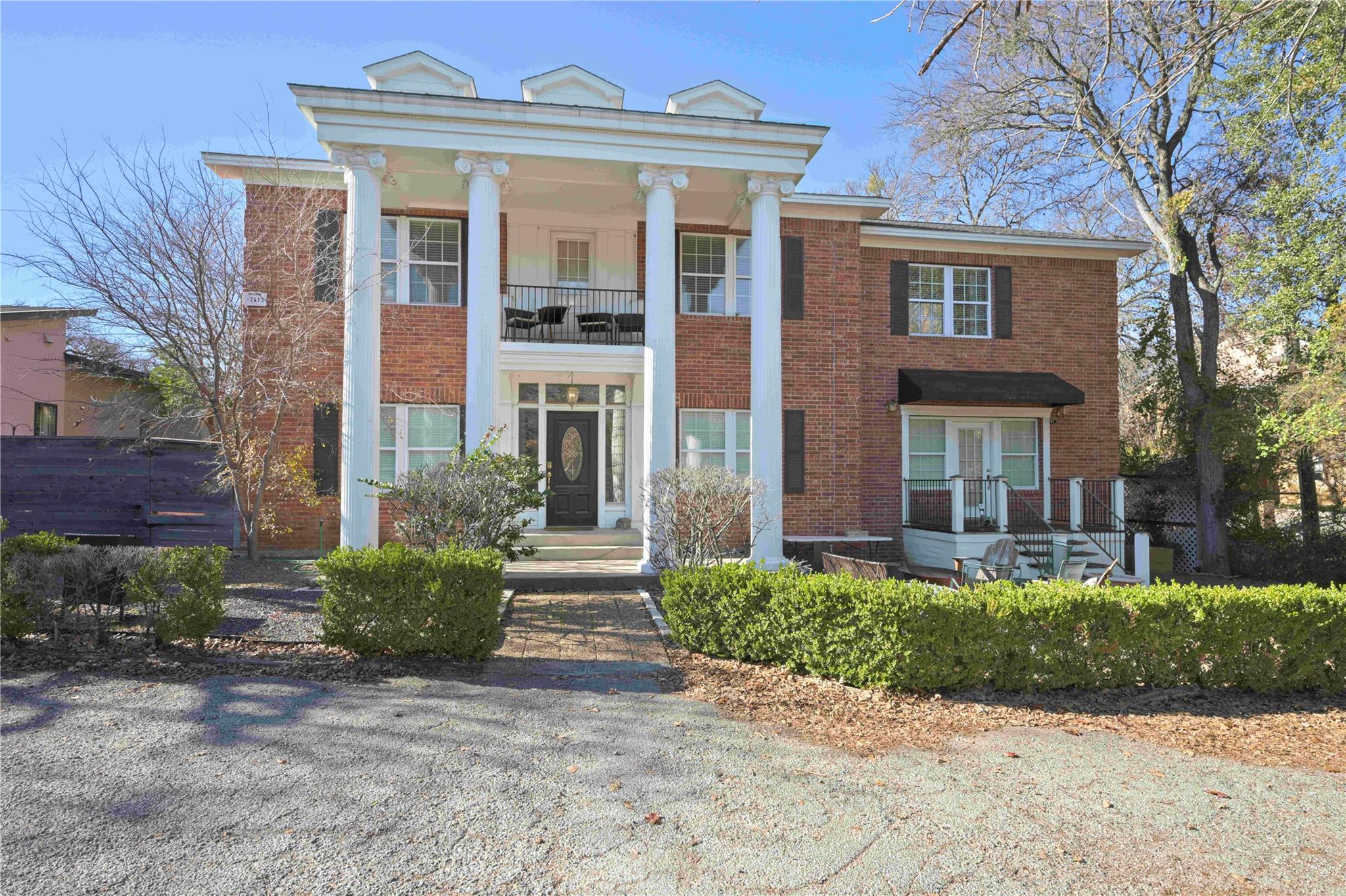 2413 Enfield Rd, Austin, TX 78703