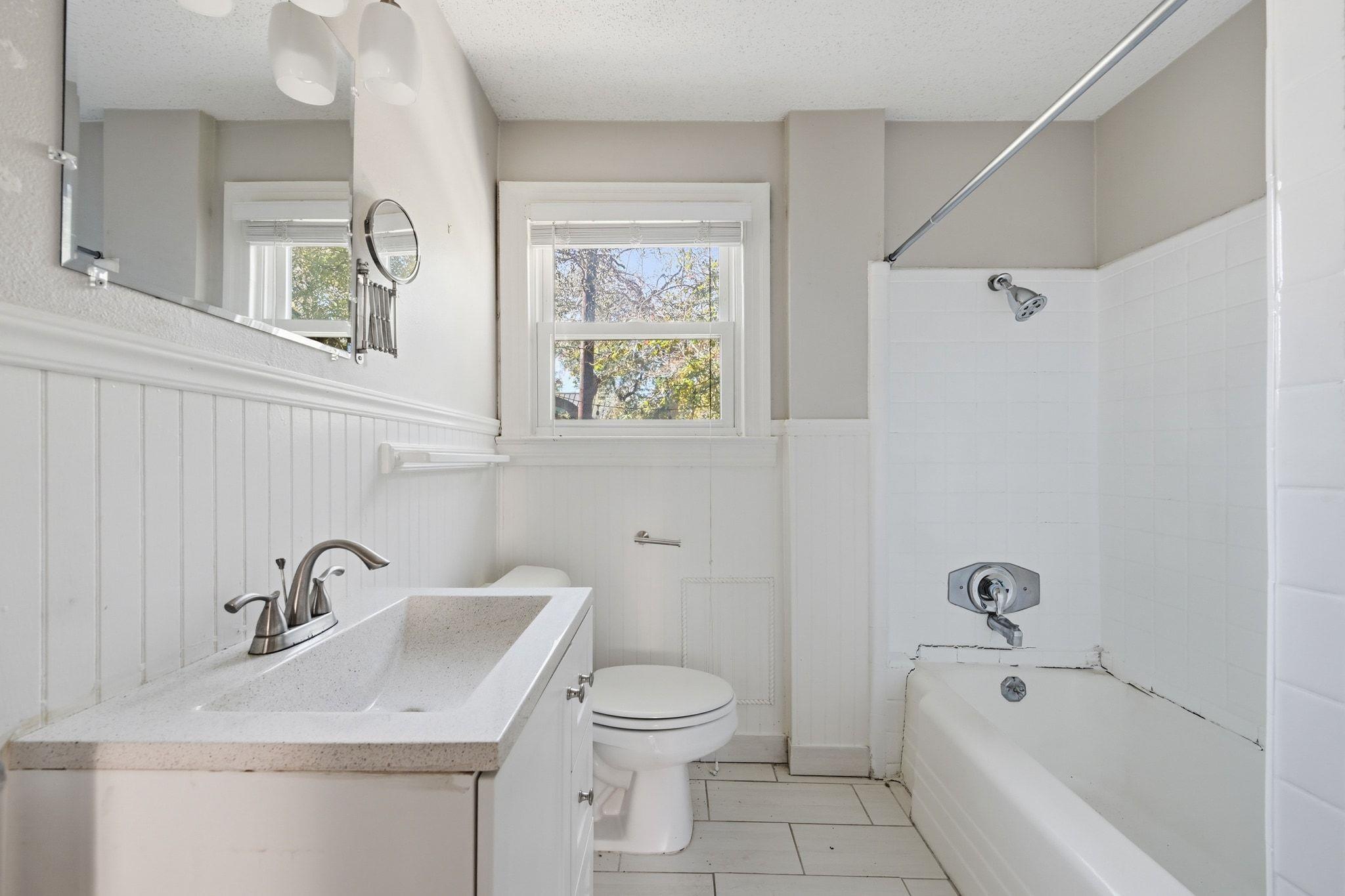 2413 Enfield Rd, Austin, TX 78703