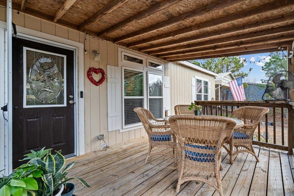 198 Pine Shadows Ln, Bastrop, TX 78602