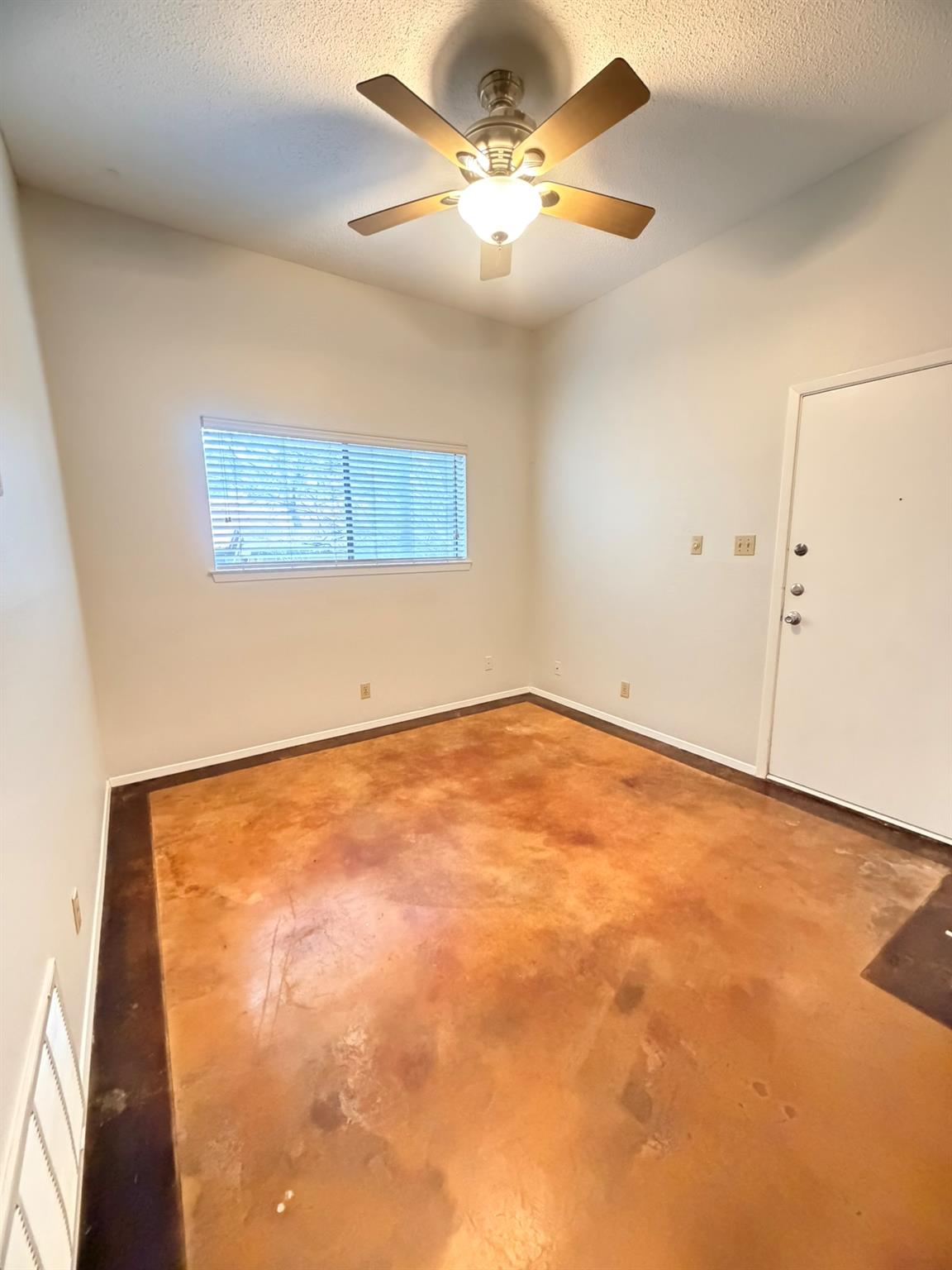 1620 Waterston Ave # 105, Austin, TX 78703