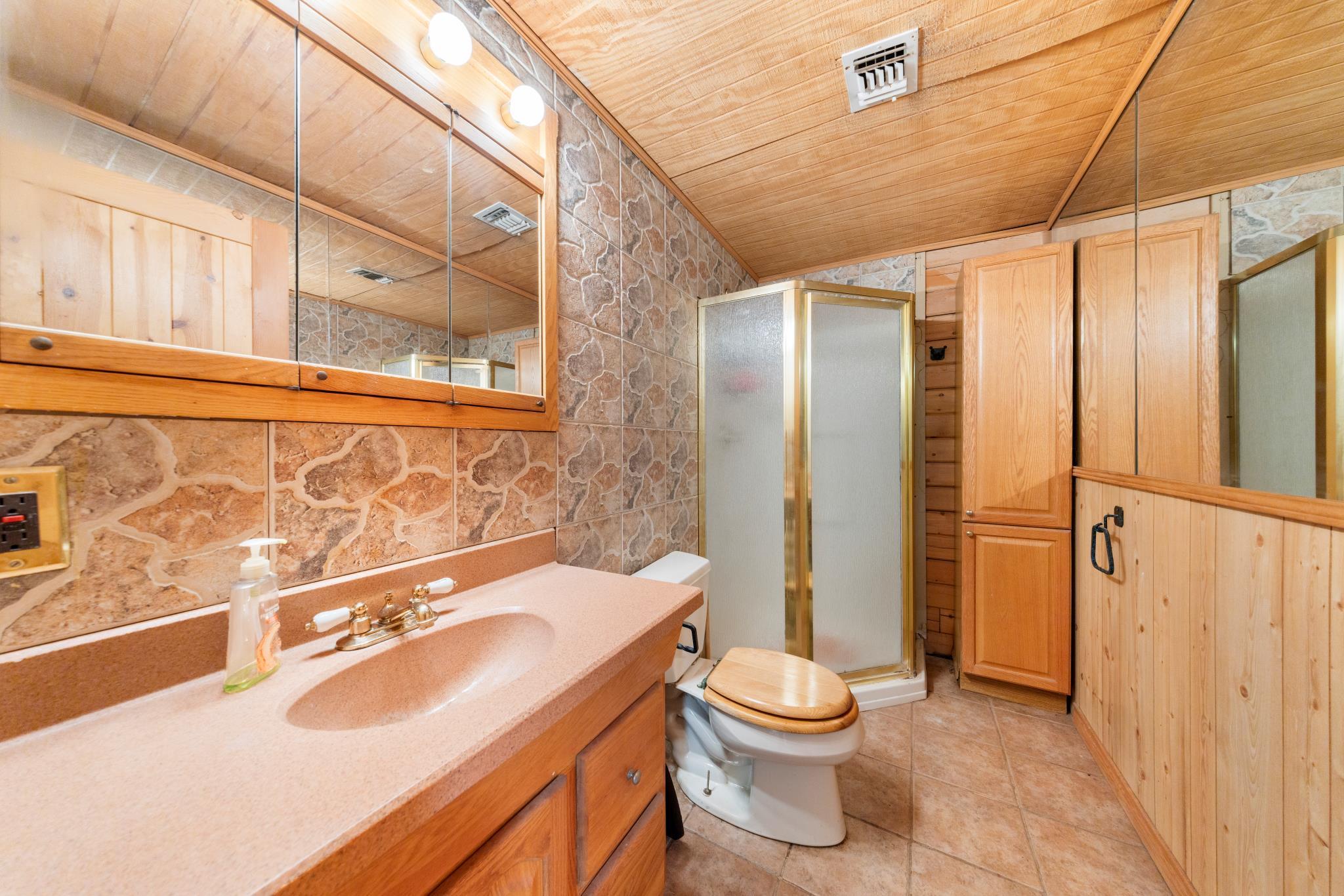 1045 Bellewood, Canyon Lake, TX 78133