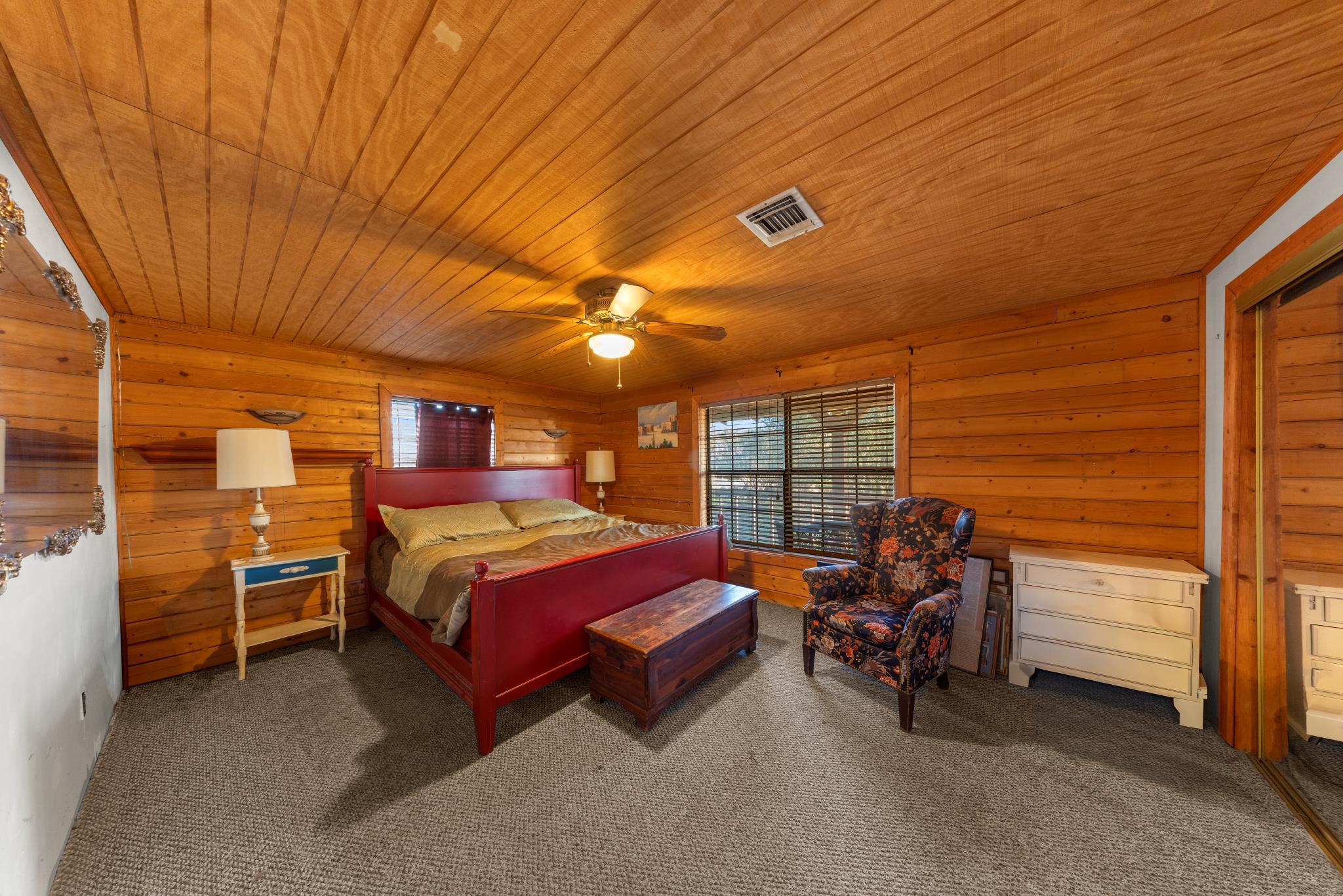 1045 Bellewood, Canyon Lake, TX 78133