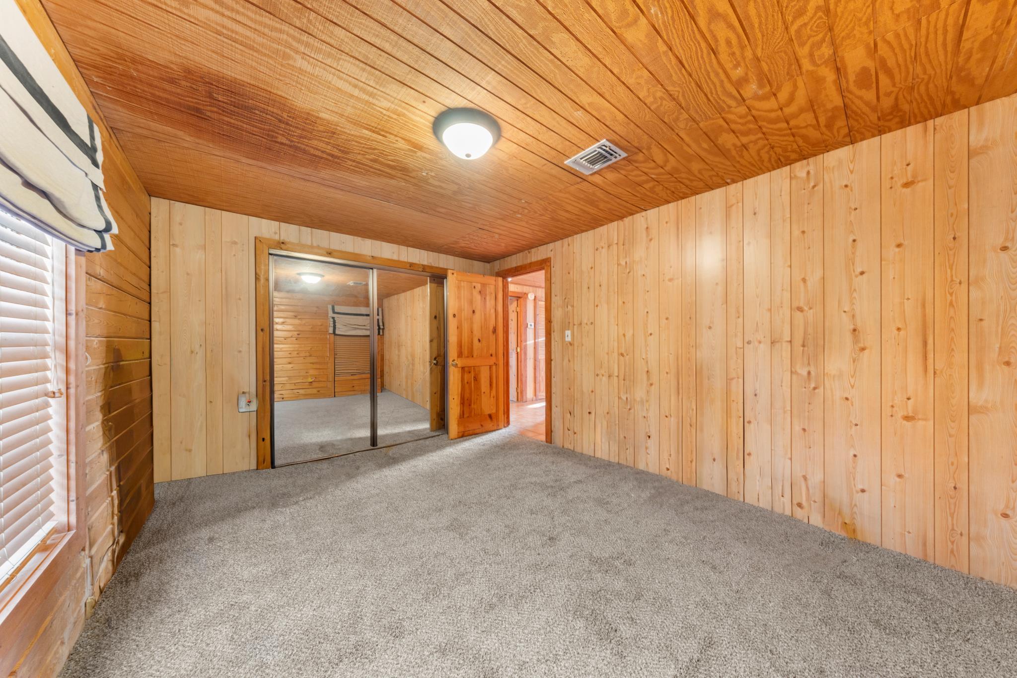 1045 Bellewood, Canyon Lake, TX 78133