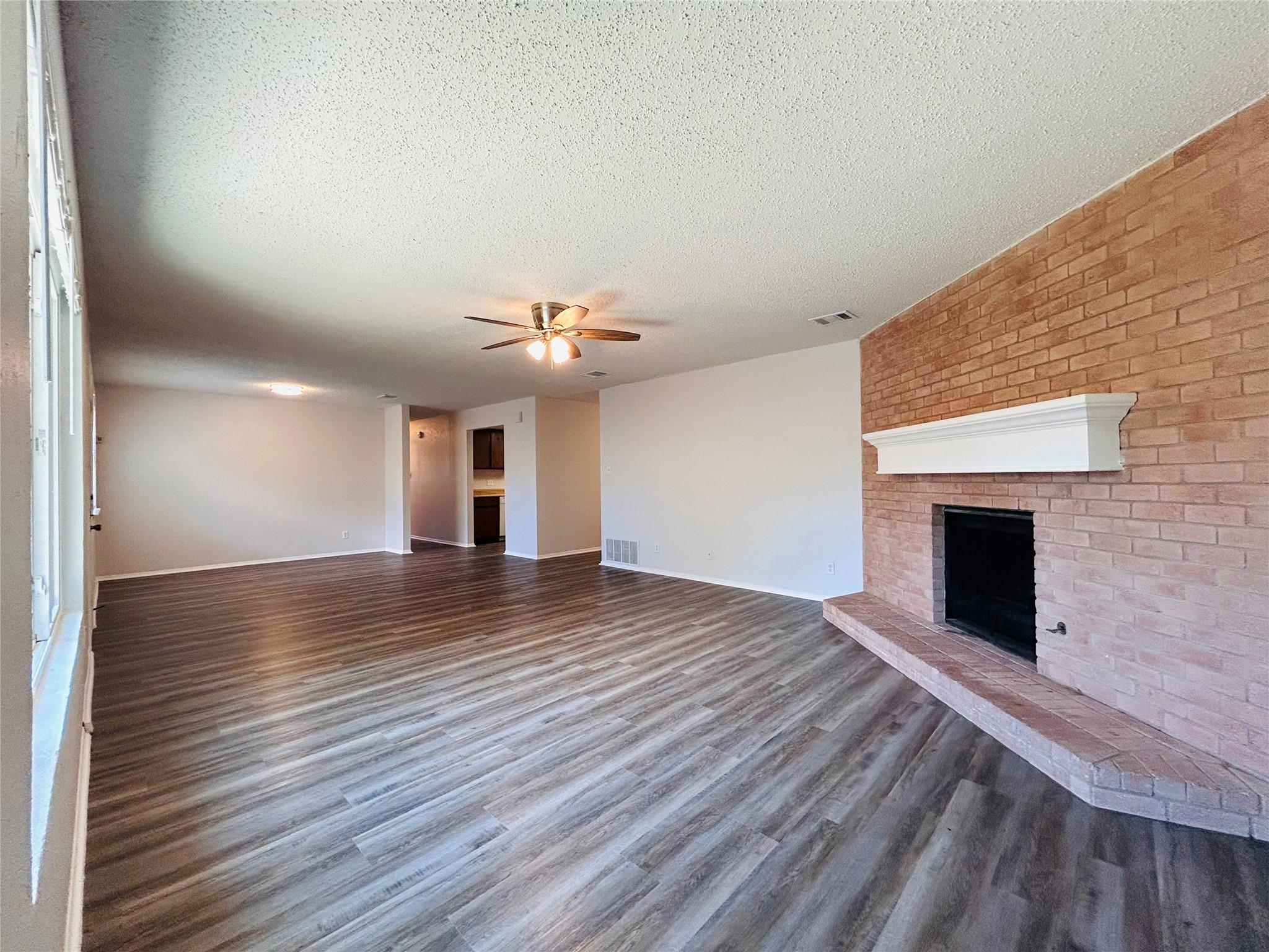 6202 Libyan Dr, Austin, TX 78745