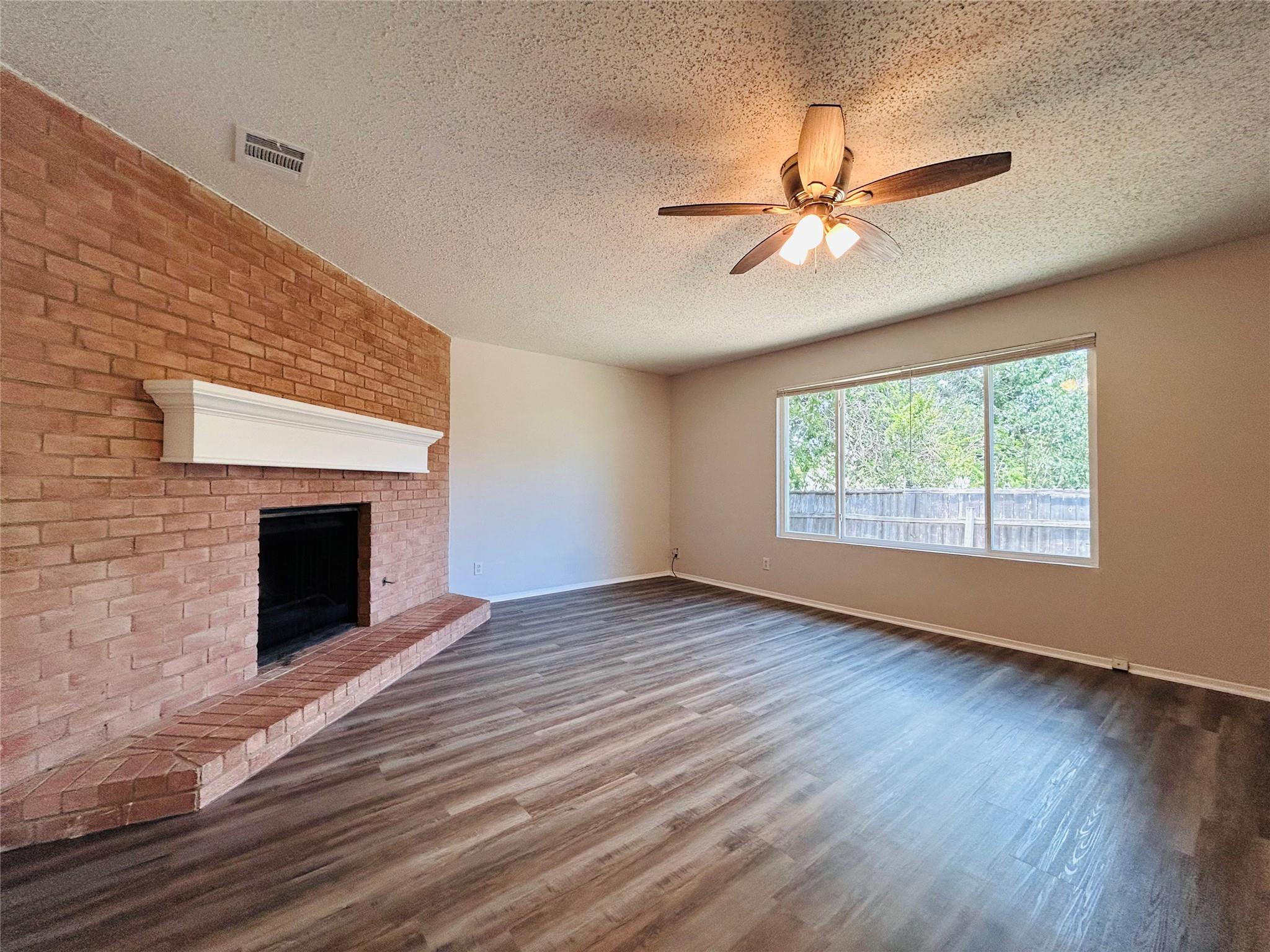 6202 Libyan Dr, Austin, TX 78745