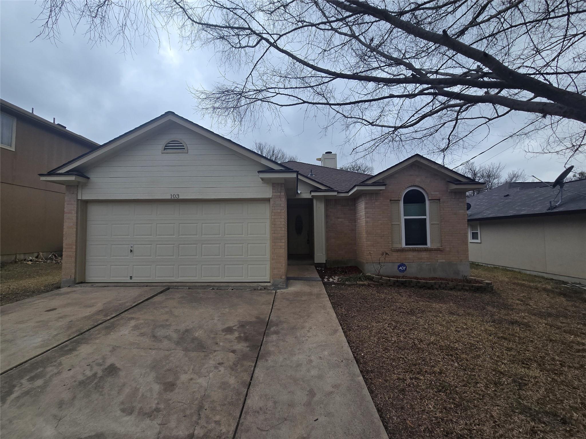 103 Hummingbird Ct, Cedar Creek, TX 78612