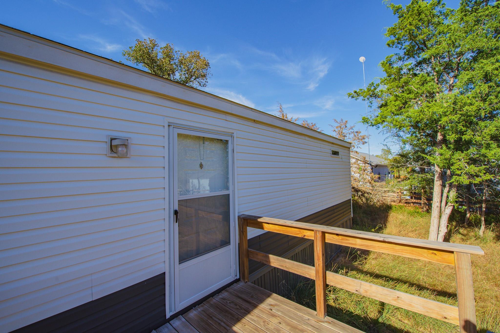 551 Boysenberry Rd, Somerville, TX 77879