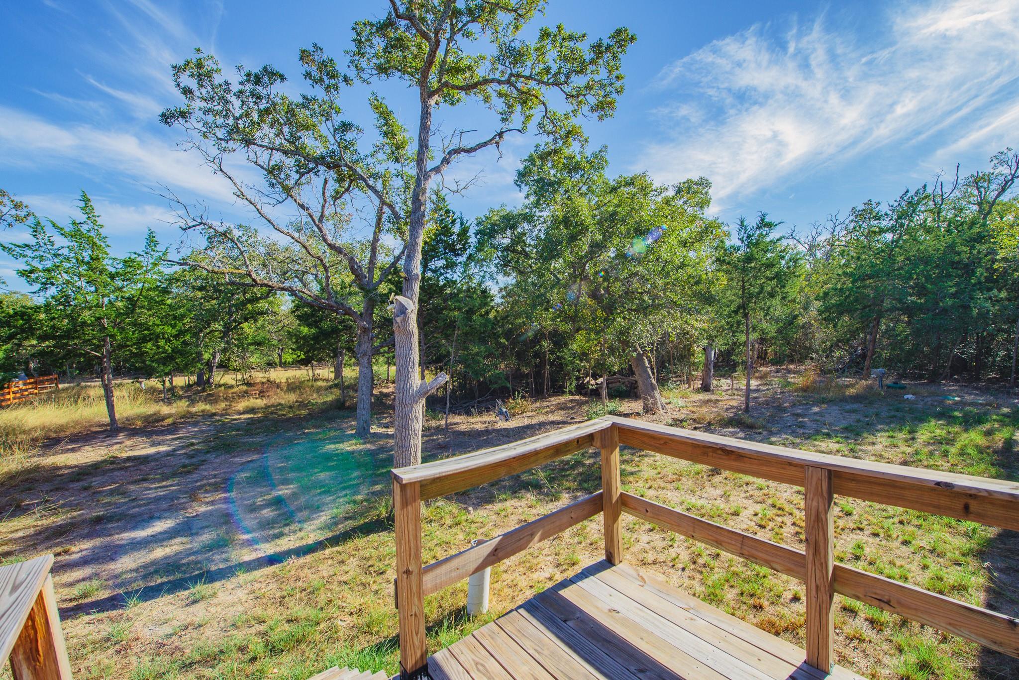 551 Boysenberry Rd, Somerville, TX 77879