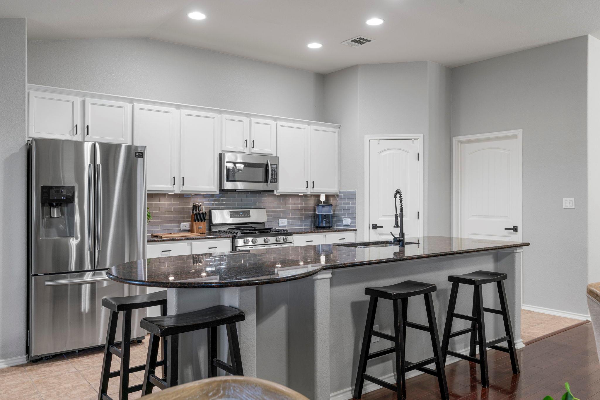 2112 O'Callahan Dr, Austin, TX 78748