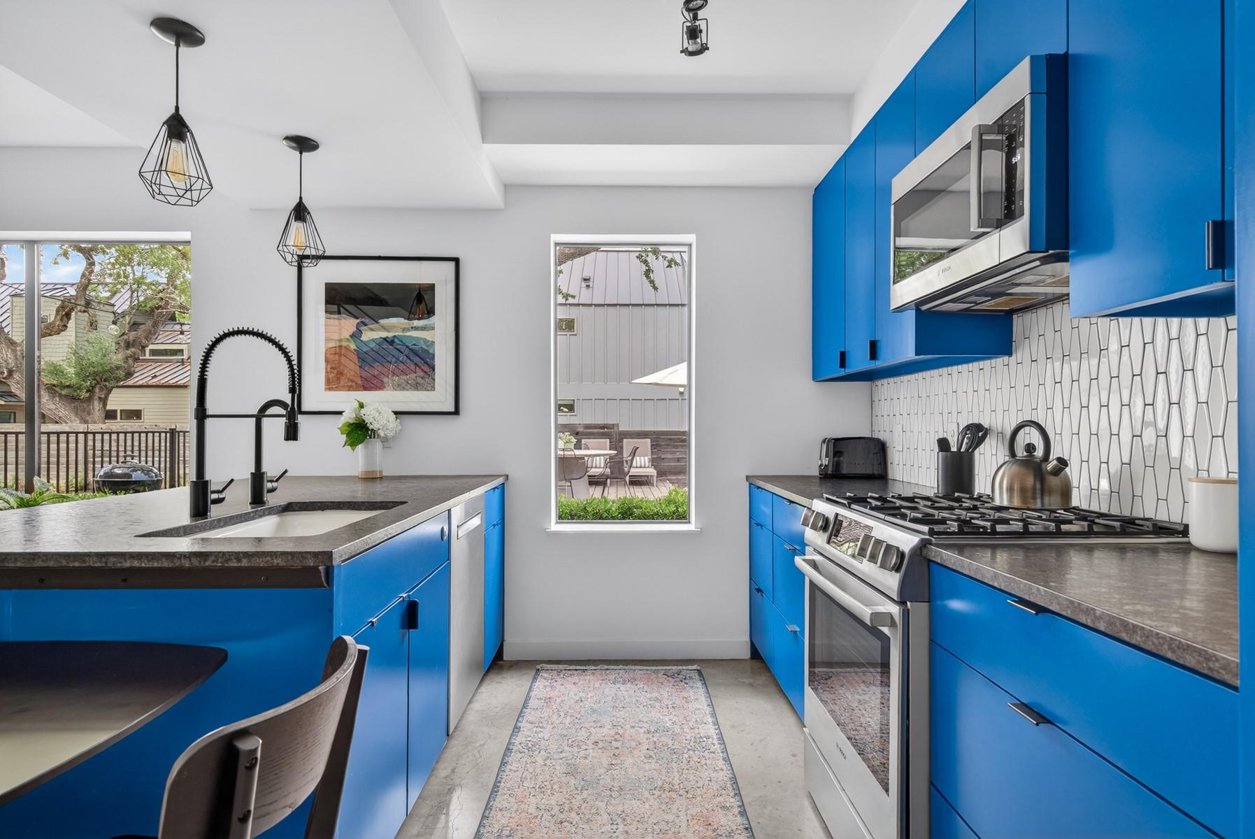 1605 Chelsea Ln, Austin, TX 78704