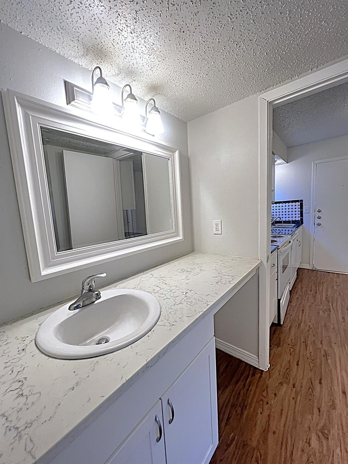 2602 Penny Ln # 101, Austin, TX 78757