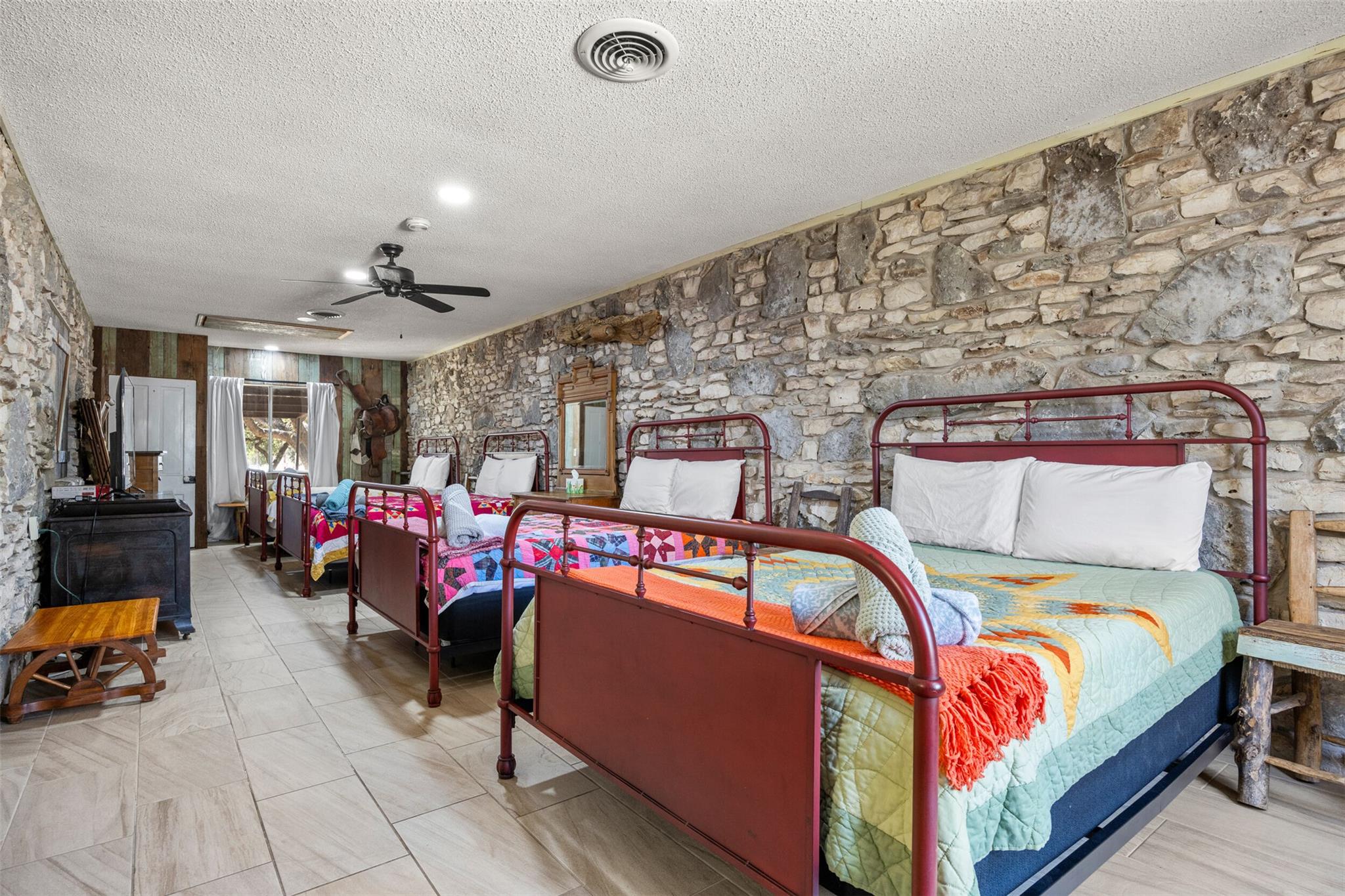 118 Buffalo Springs Rd, New Braunfels, TX 78132