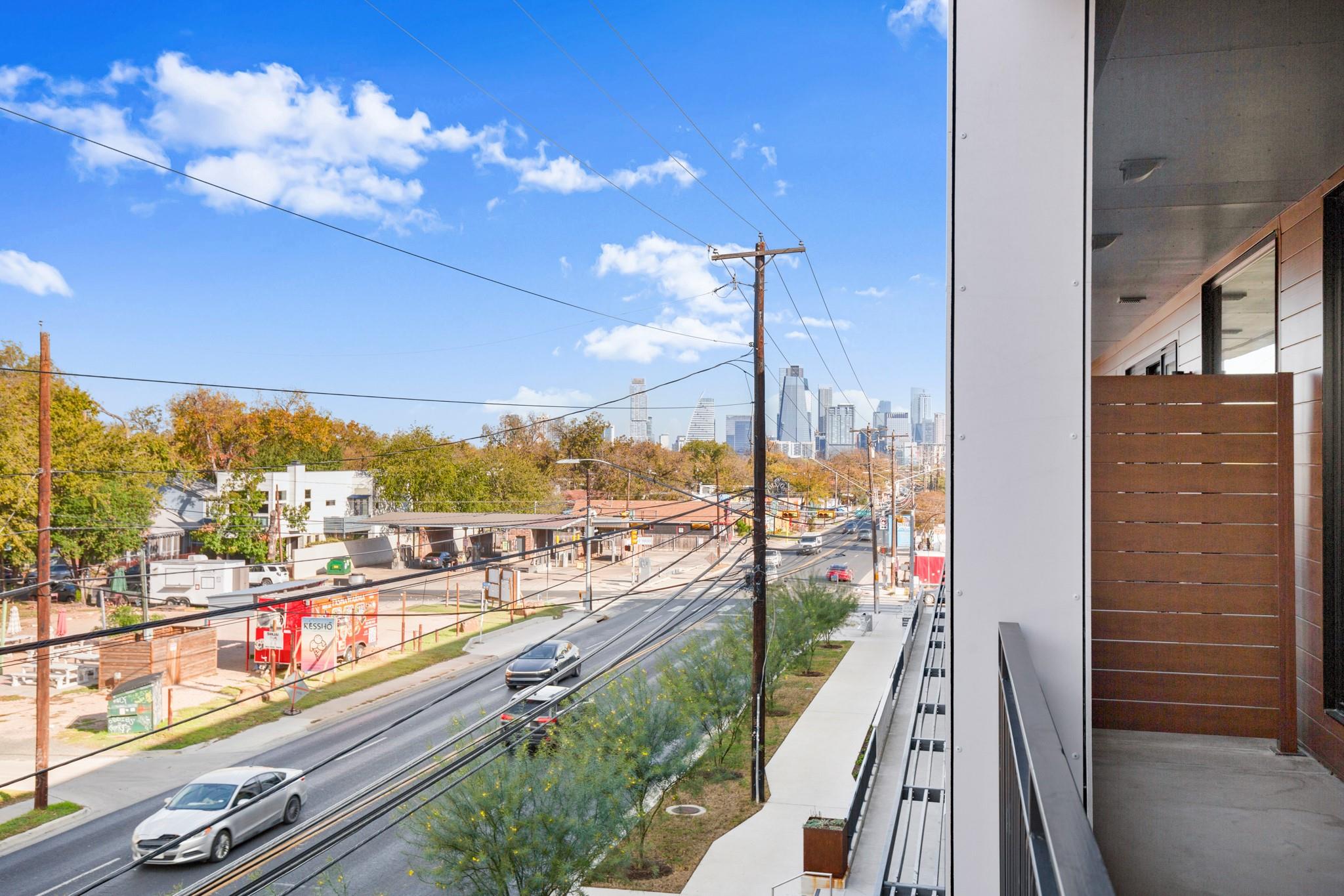 2209 S 1st St # 318, Austin, TX 78704