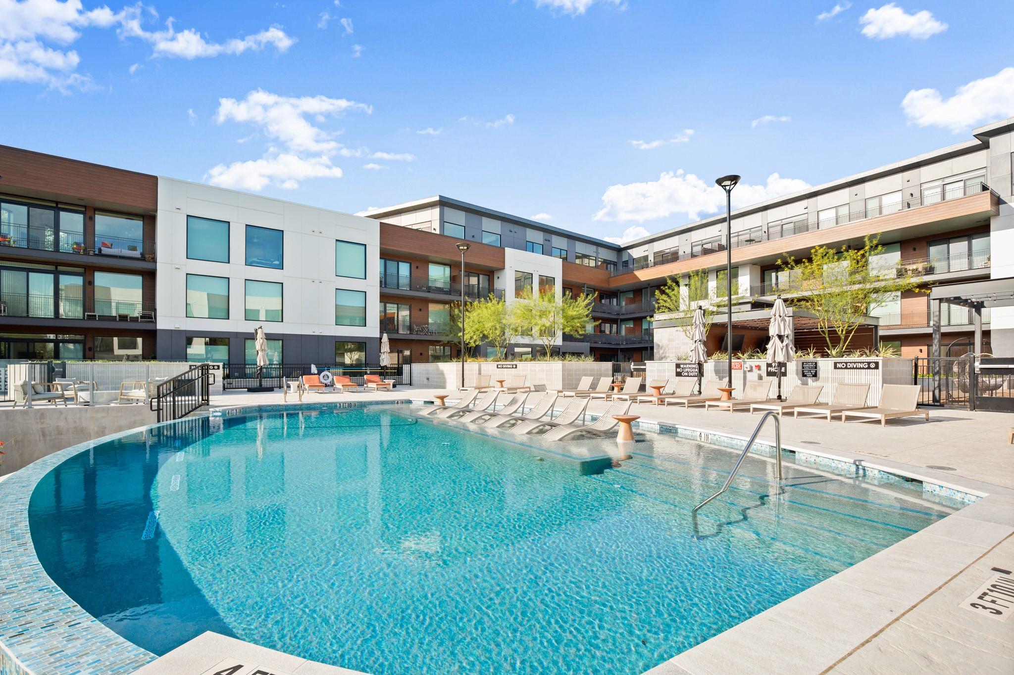2209 S 1st St # 318, Austin, TX 78704