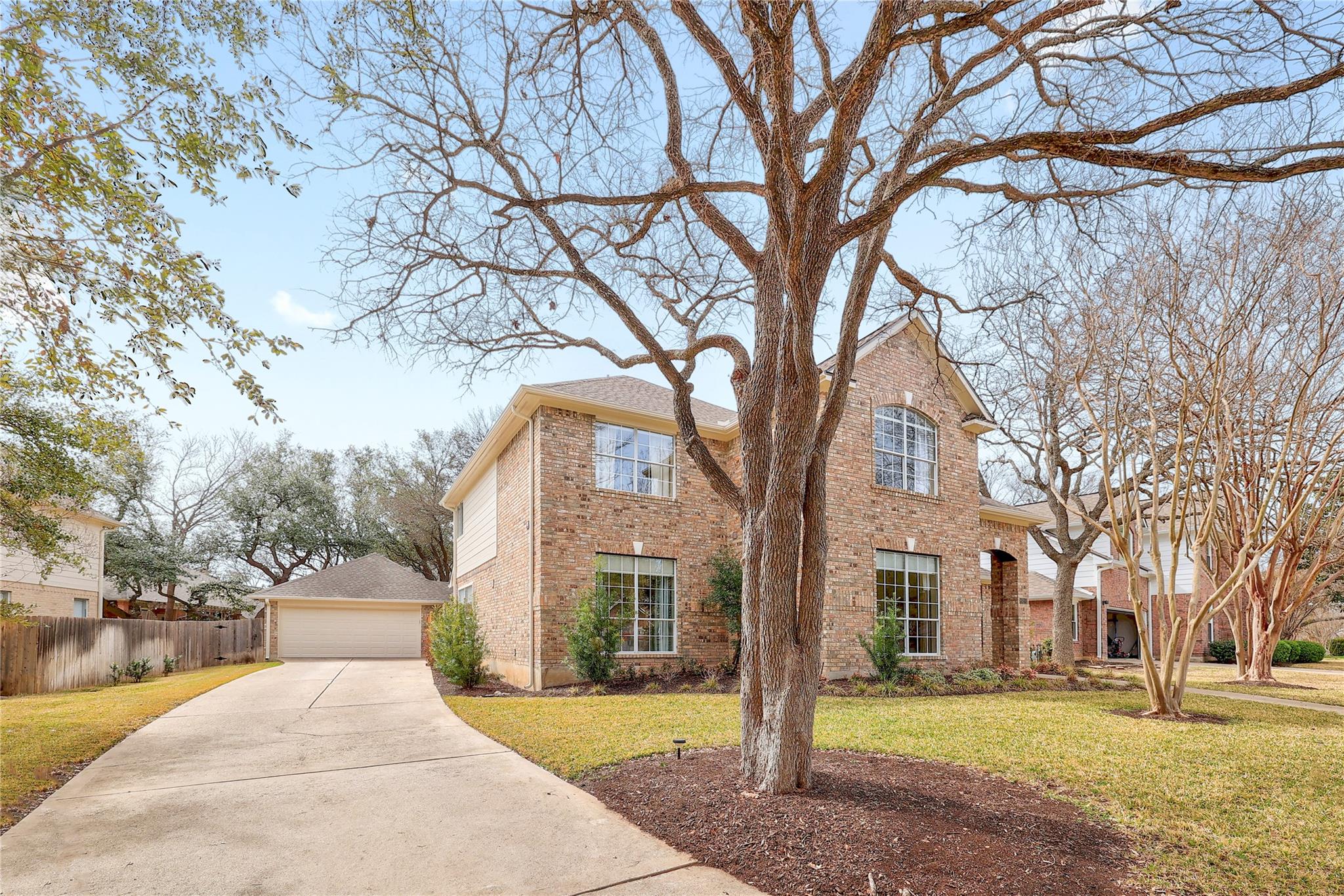 8216 Fern Bluff Ave, Round Rock, TX 78681