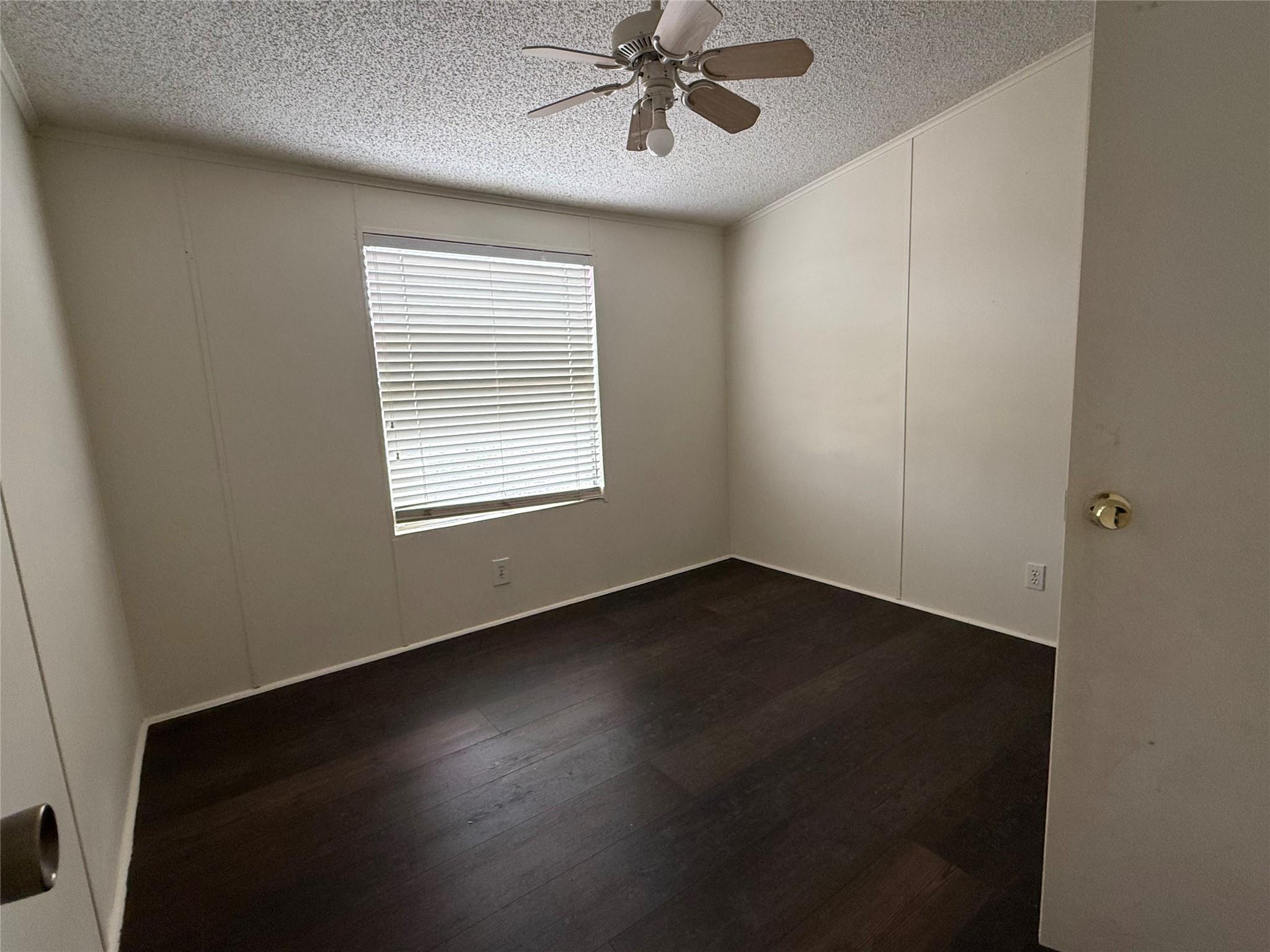 109 Cross Meadow Cv, Hutto, TX 78634