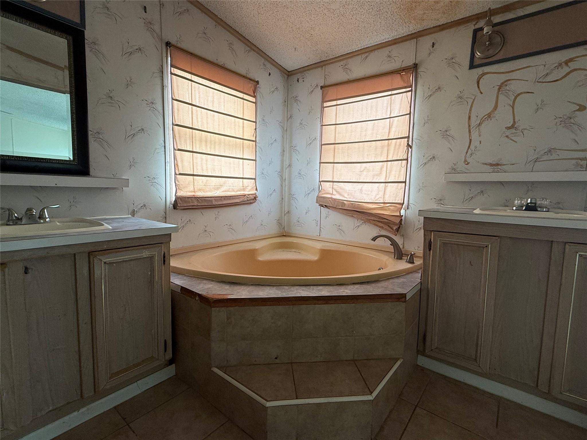 109 Cross Meadow Cv, Hutto, TX 78634