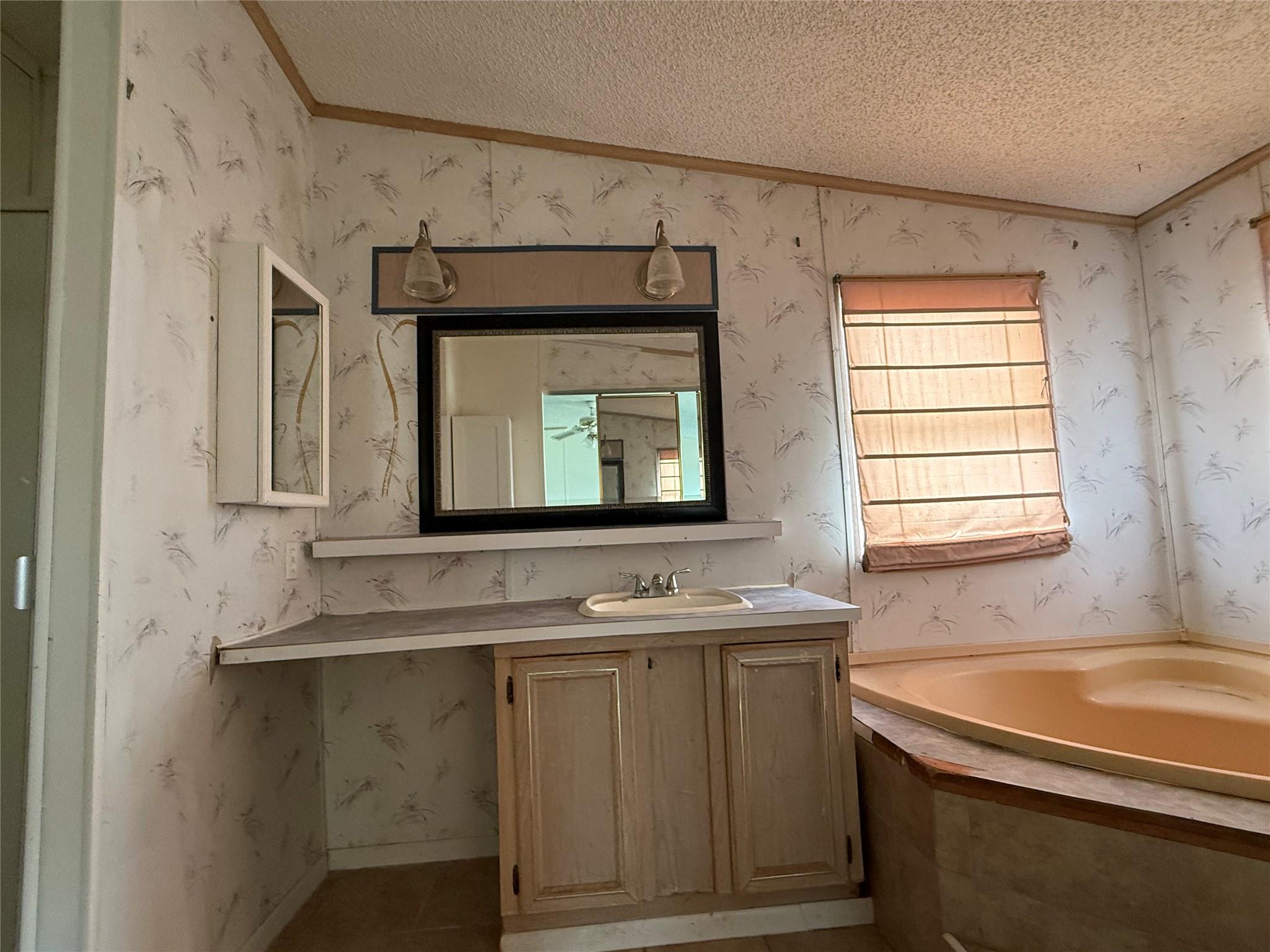 109 Cross Meadow Cv, Hutto, TX 78634