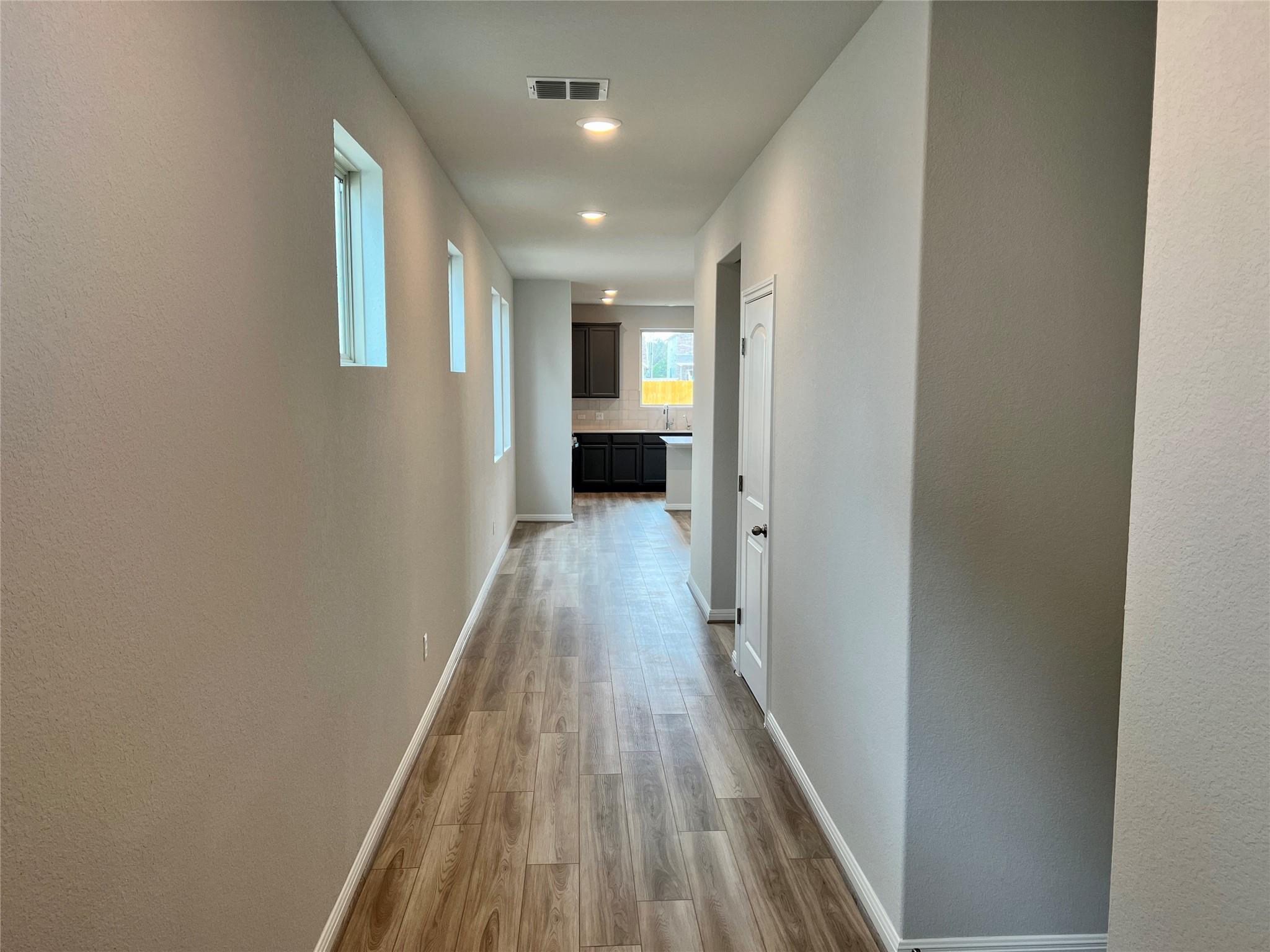 2421 Danbury Ln, Leander, TX 78641