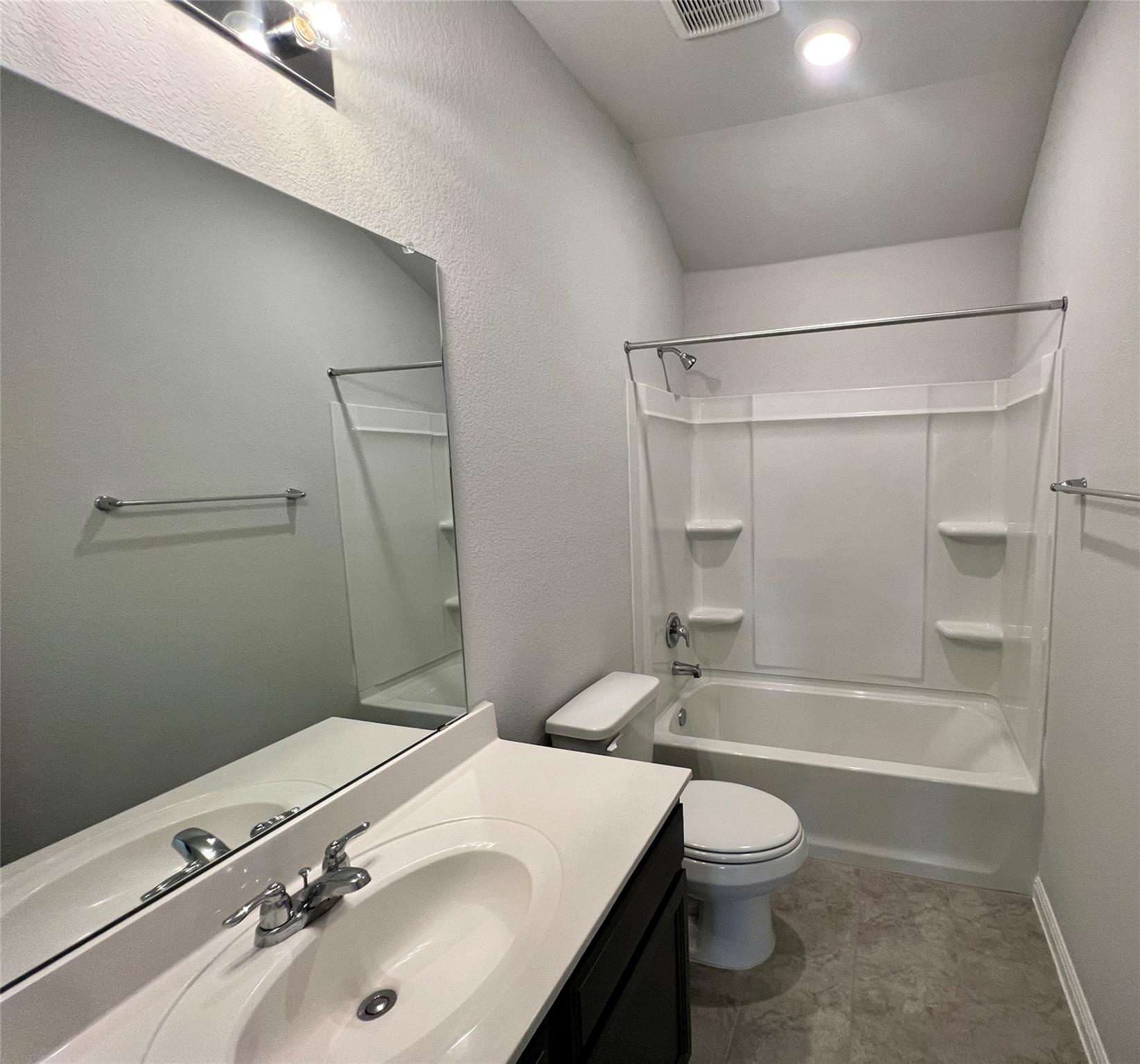 2421 Danbury Ln, Leander, TX 78641