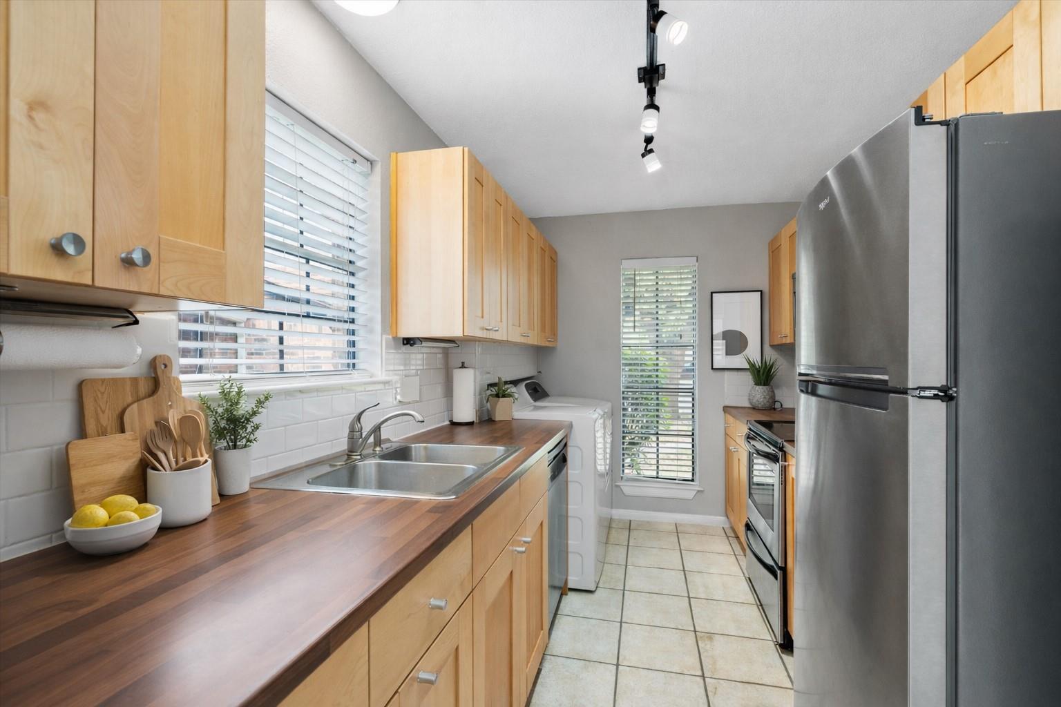 1601 Faro Dr # 704, Austin, TX 78741