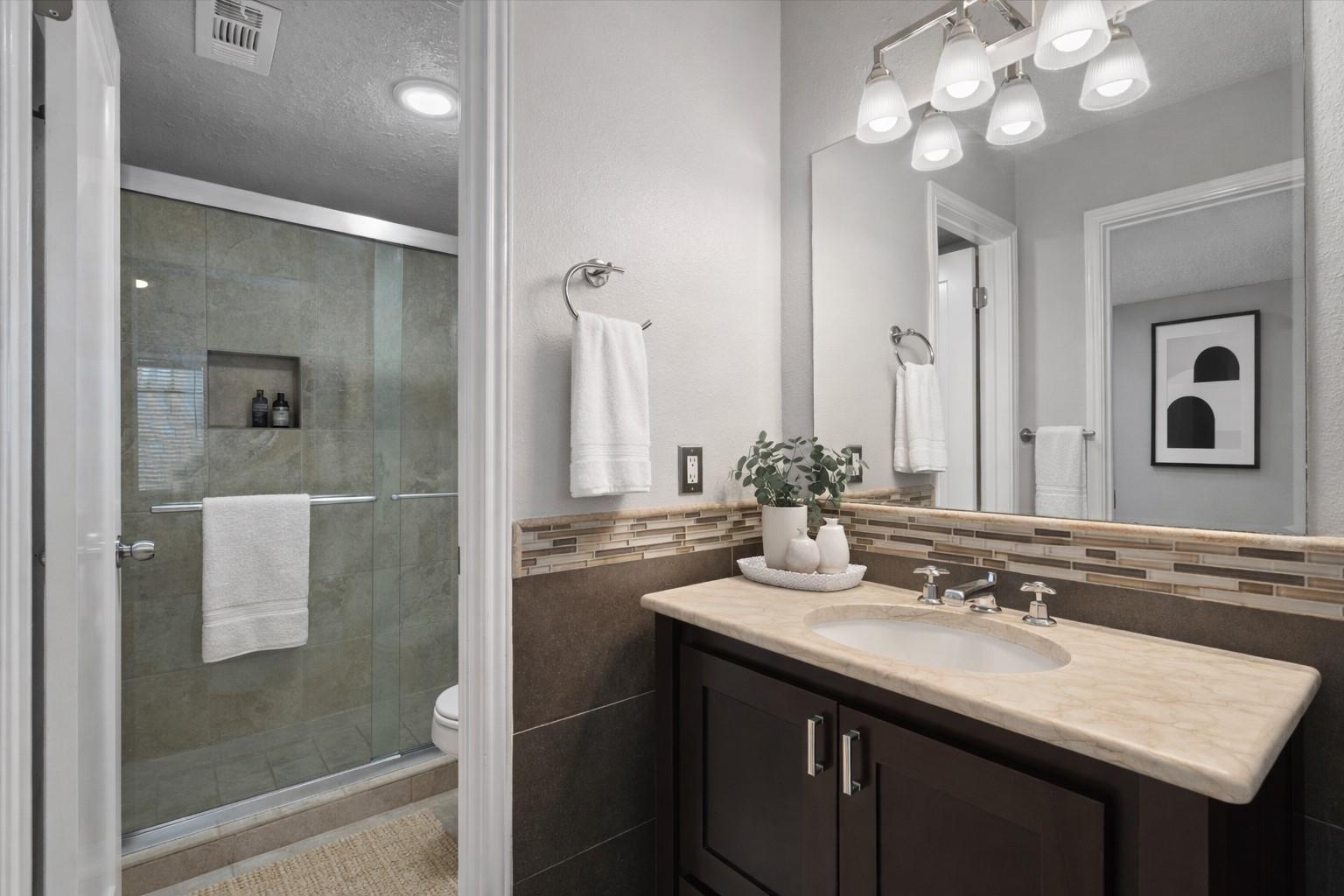 1601 Faro Dr # 704, Austin, TX 78741