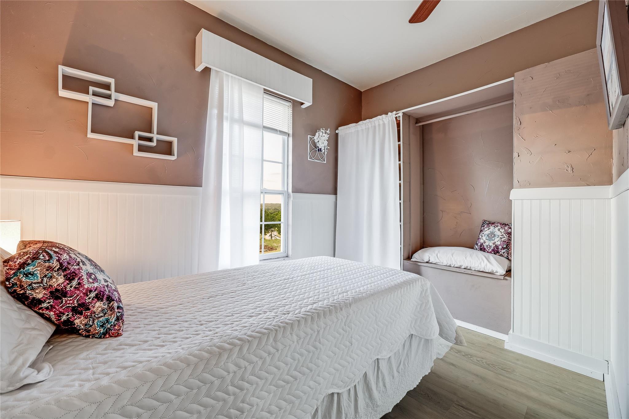 13471 Cedar Valley Rd, Salado, TX 76571