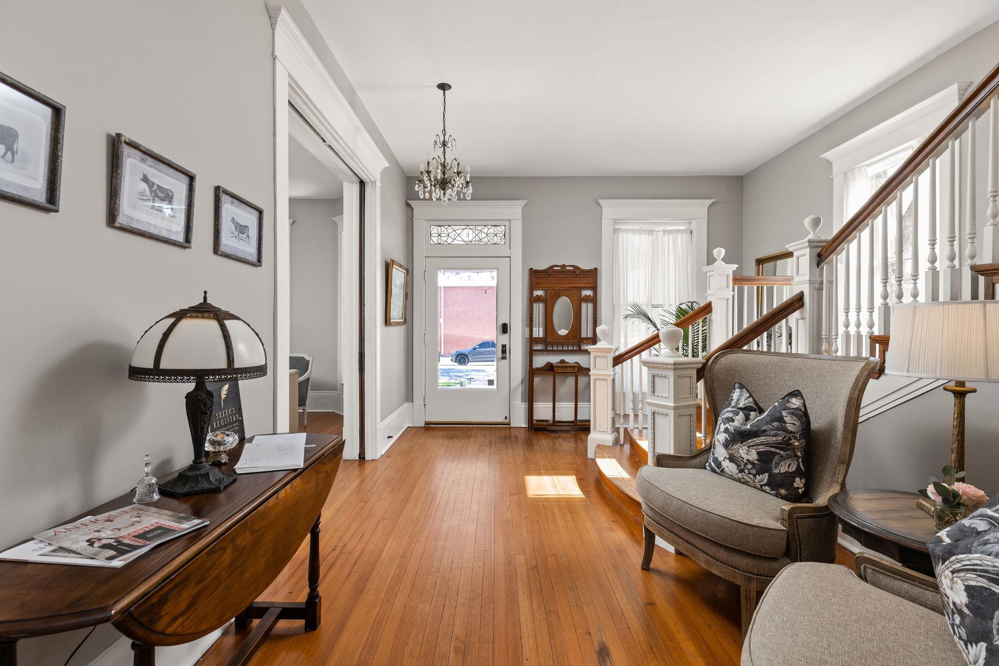 201 Ramona St, Smithville, TX 78957