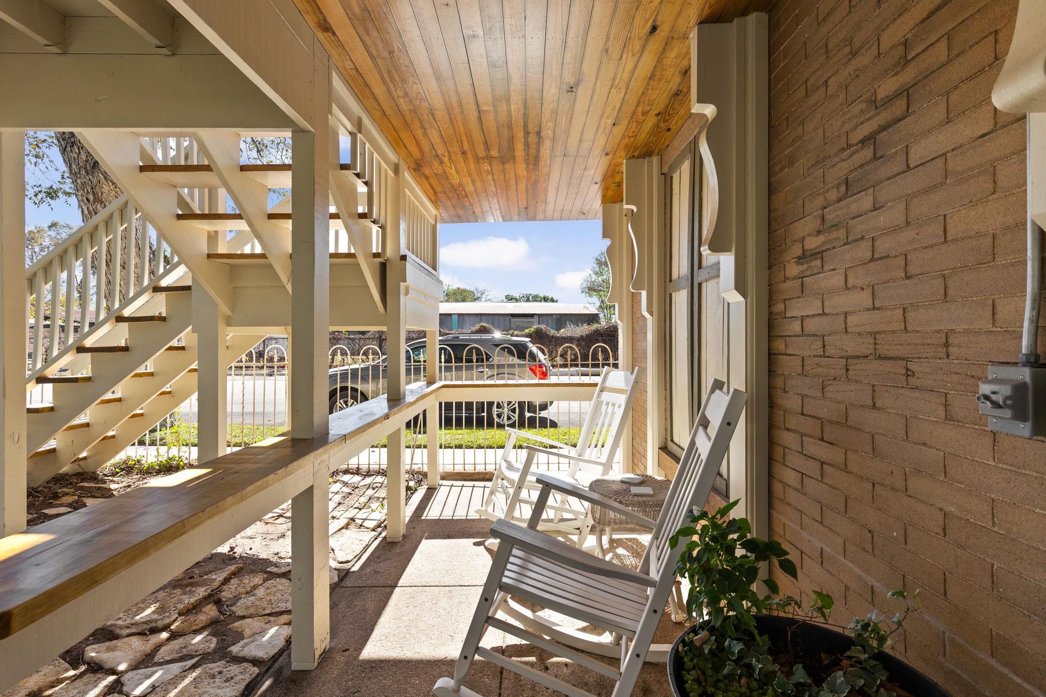 201 Ramona St, Smithville, TX 78957