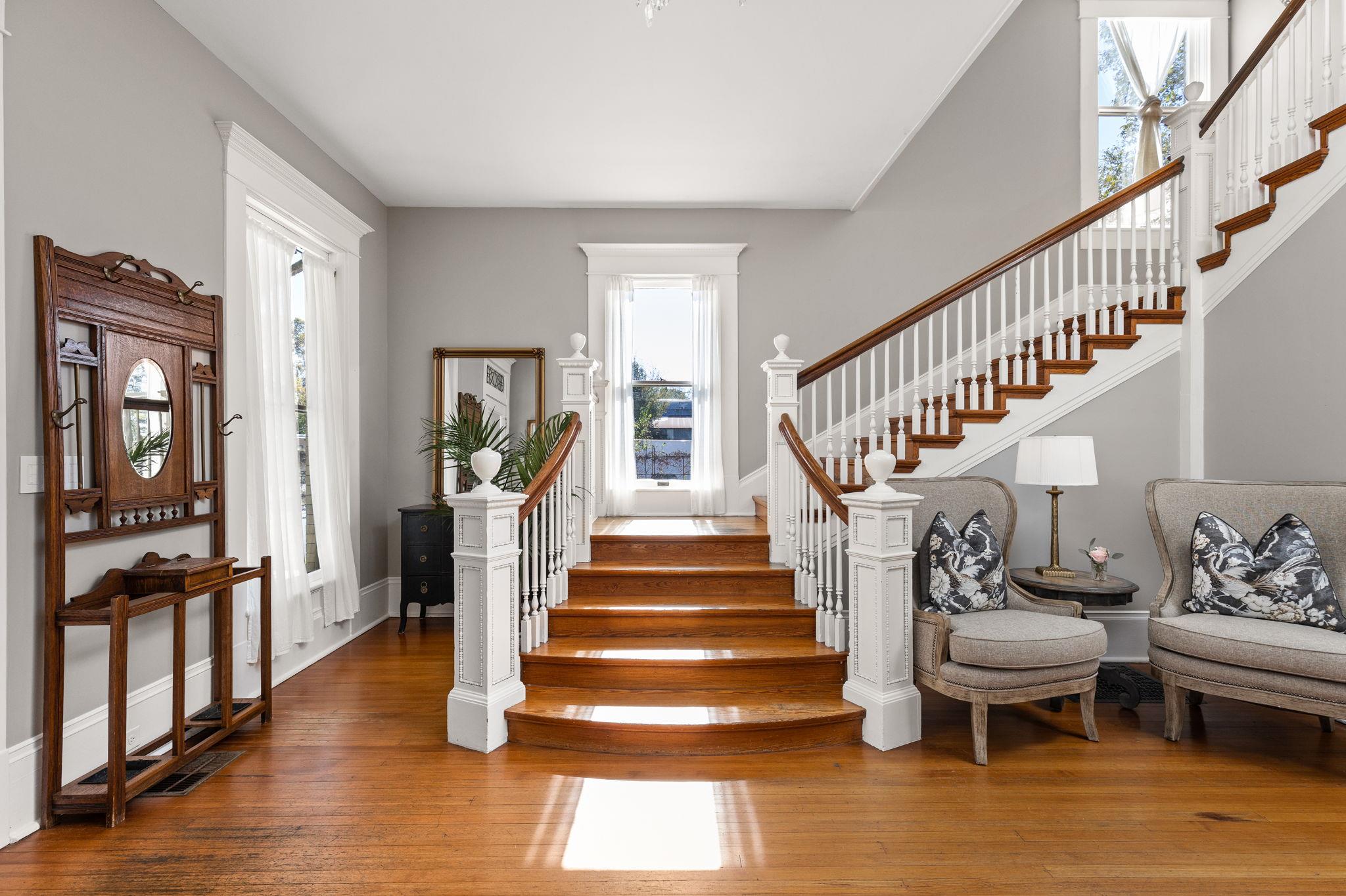 201 Ramona St, Smithville, TX 78957