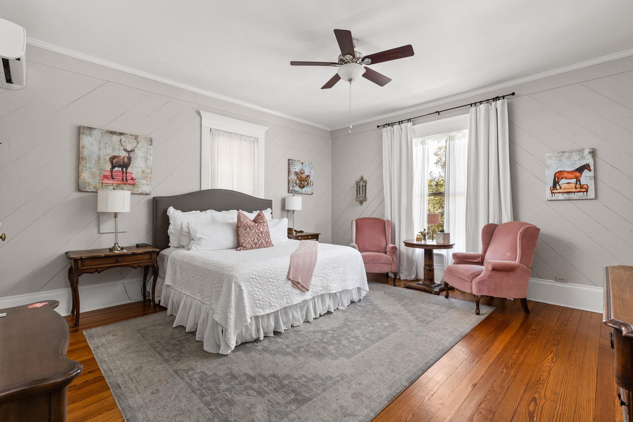 201 Ramona St, Smithville, TX 78957