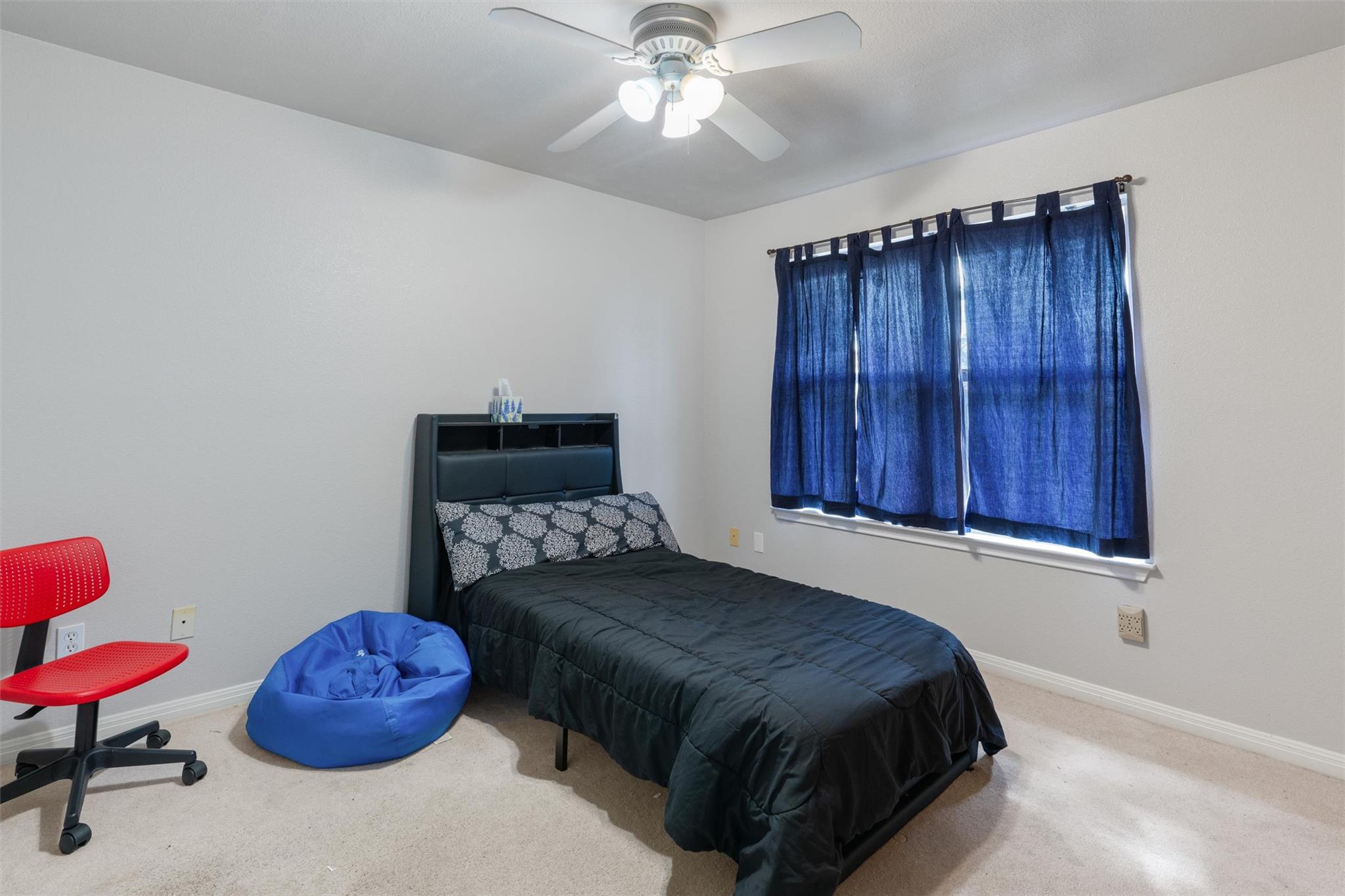 2054 Bentwood Dr, New Braunfels, TX 78130