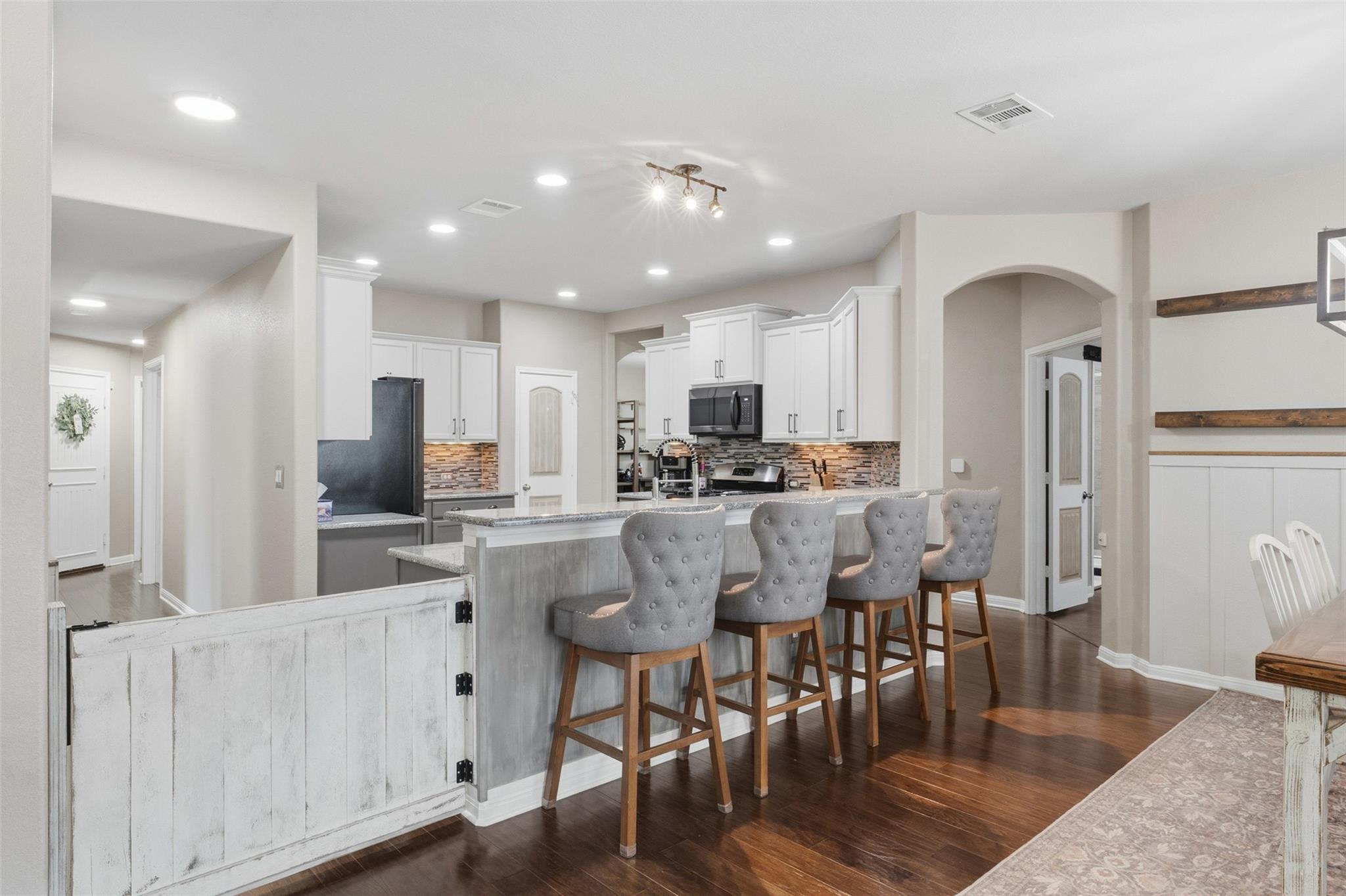 519 River Bluff Cir, Georgetown, TX 78626