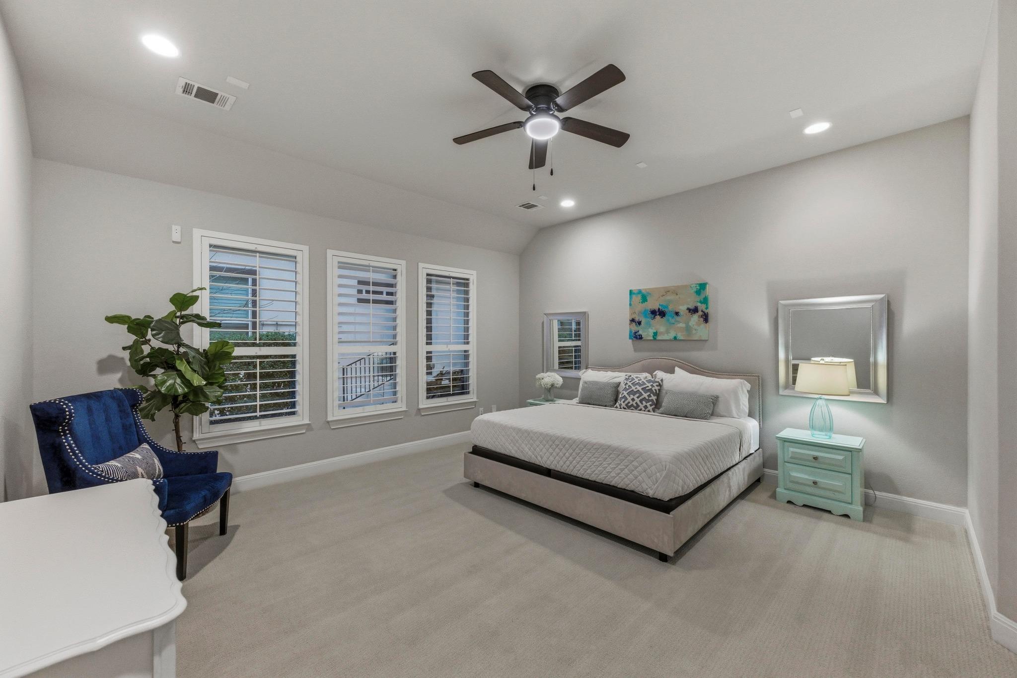 377 Jacksdaw Dr, Austin, TX 78737