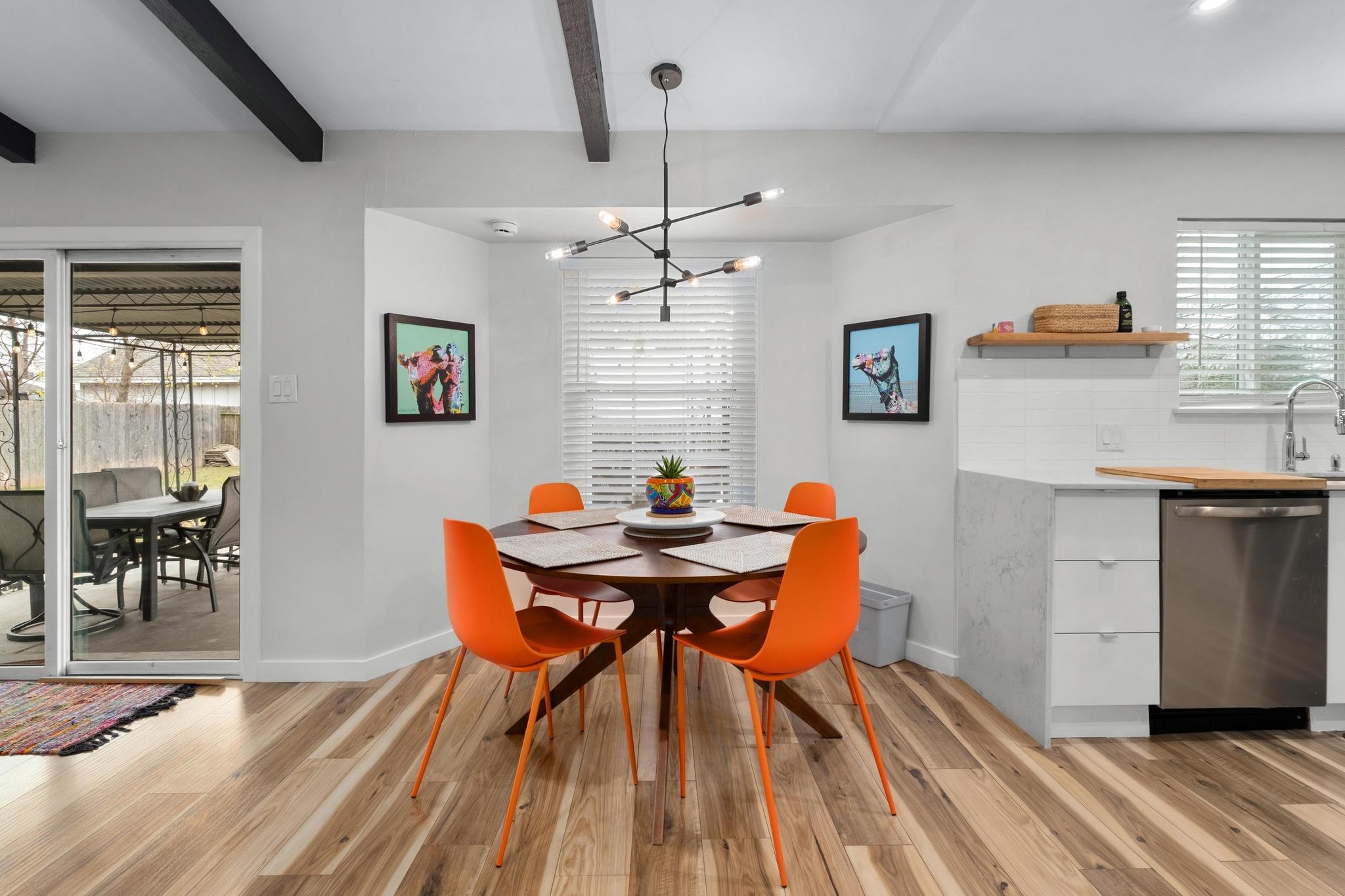 5203 Stone Gate Dr, Austin, TX 78721