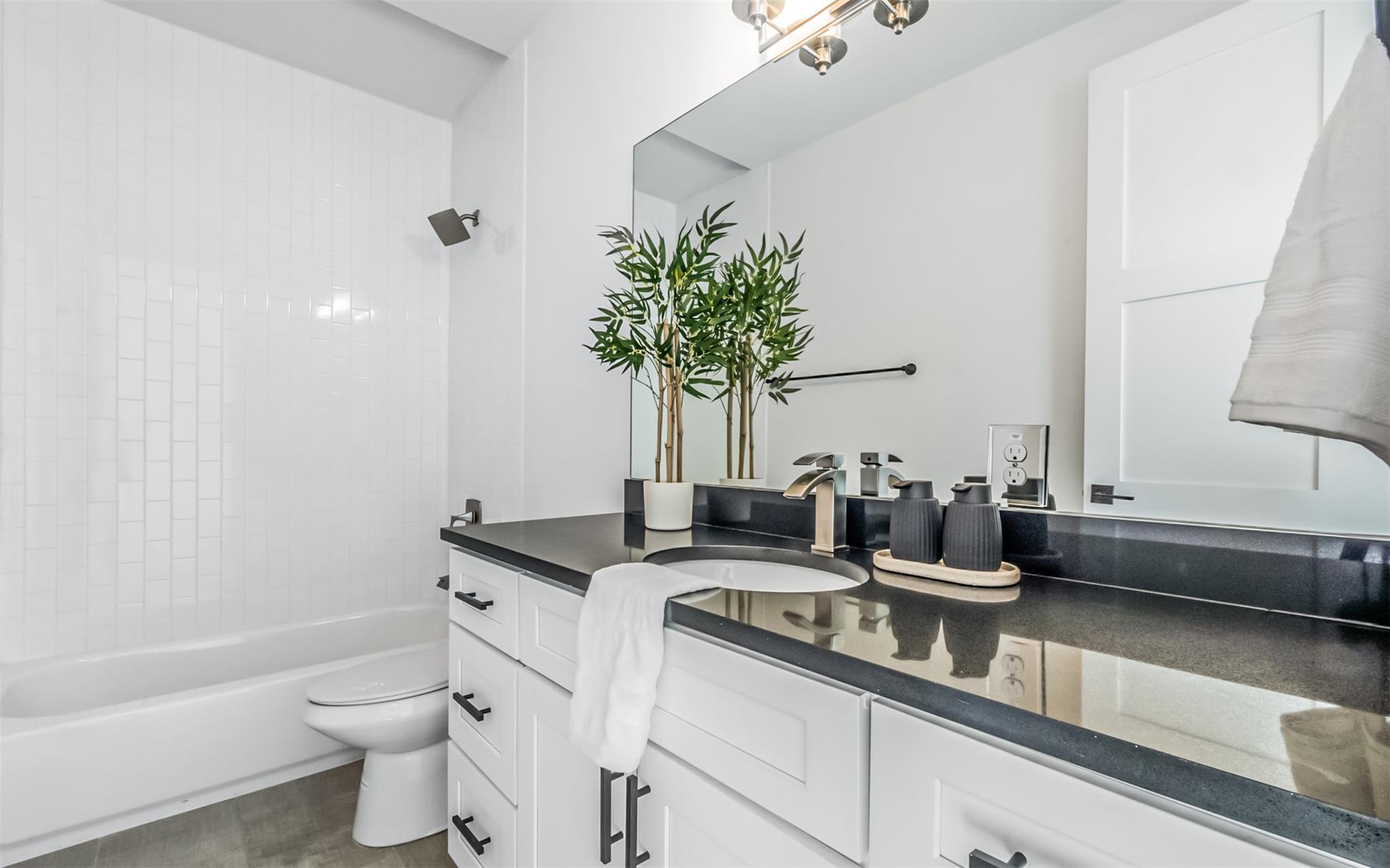 1130 Spur St # A, Austin, TX 78721