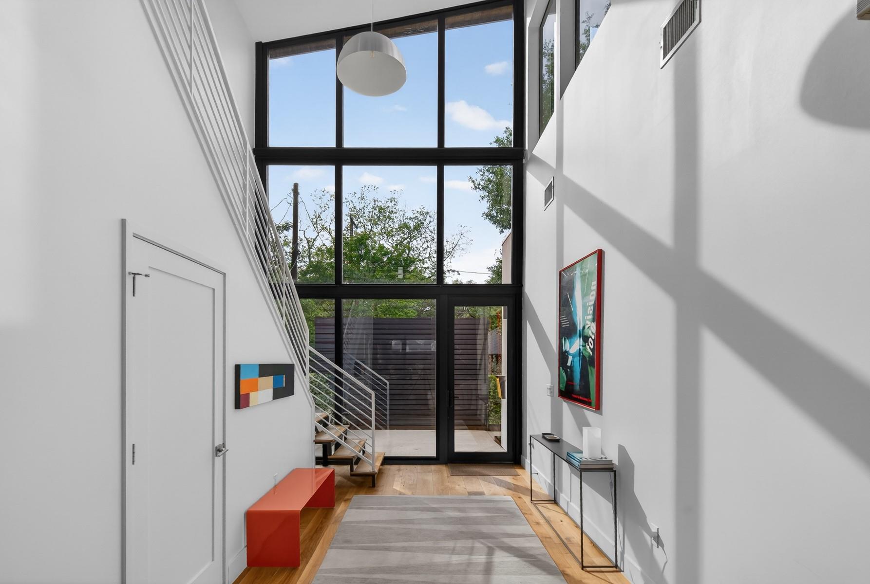 1605 Chelsea Ln # 1, Austin, TX 78704