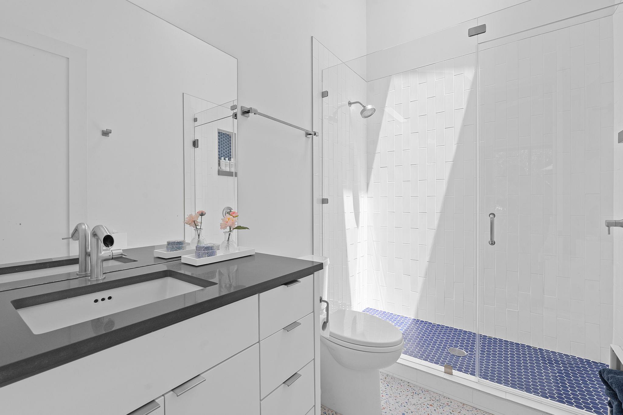 1605 Chelsea Ln # 1, Austin, TX 78704