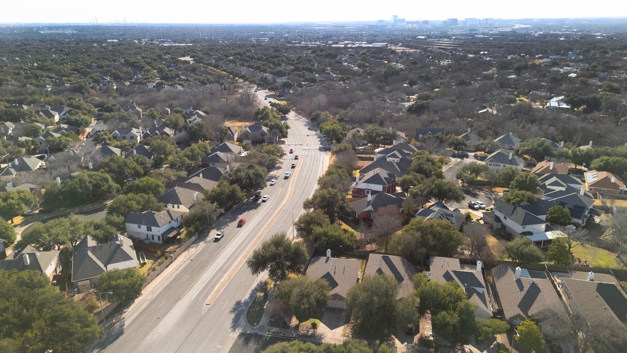 1601 Lynnville Trl, Austin, TX 78727