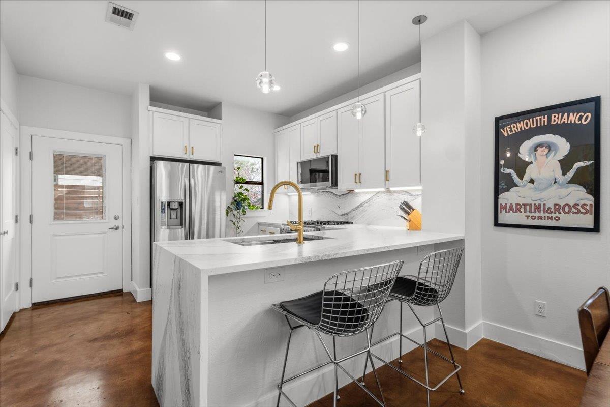 115 Havana St # A, Austin, TX 78704