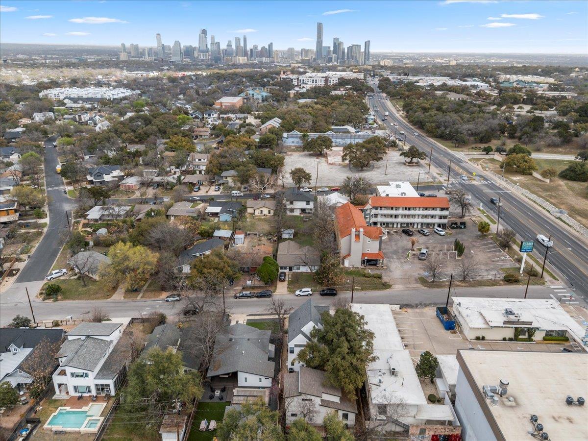 115 Havana St # A, Austin, TX 78704