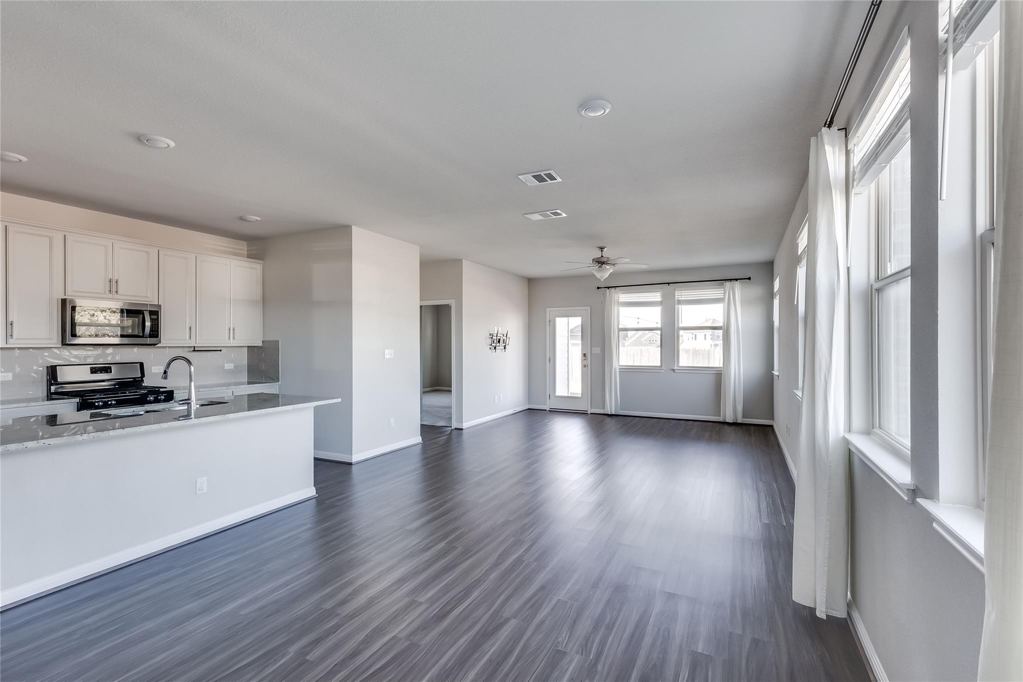 204 Mountain Valley St, Georgetown, TX 78628