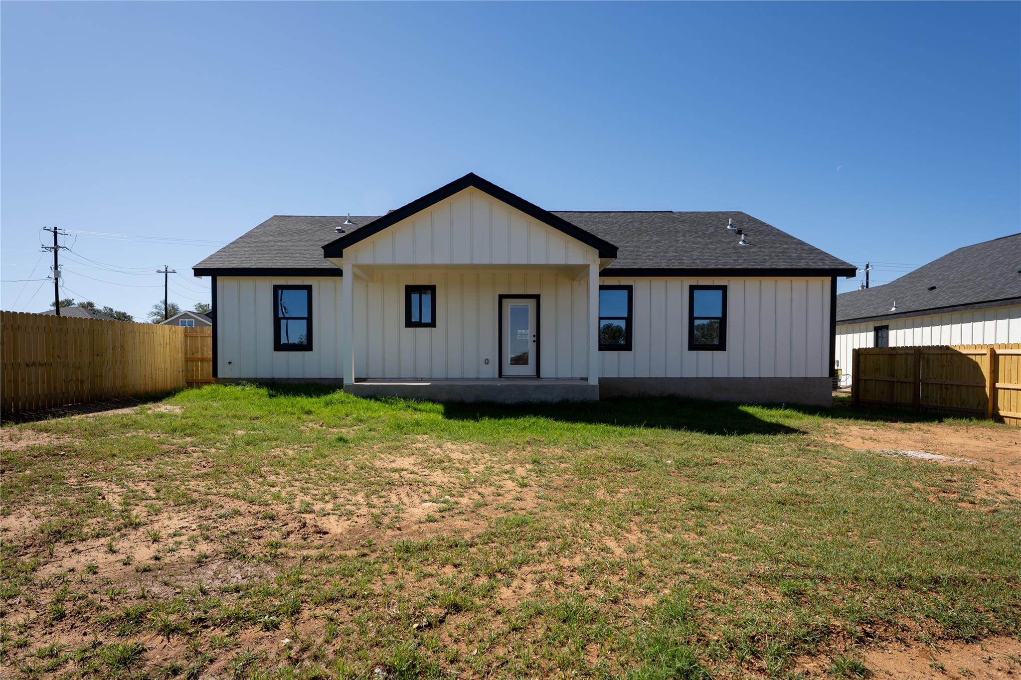 113 Autumn Sage Trl, Johnson City, TX 78636